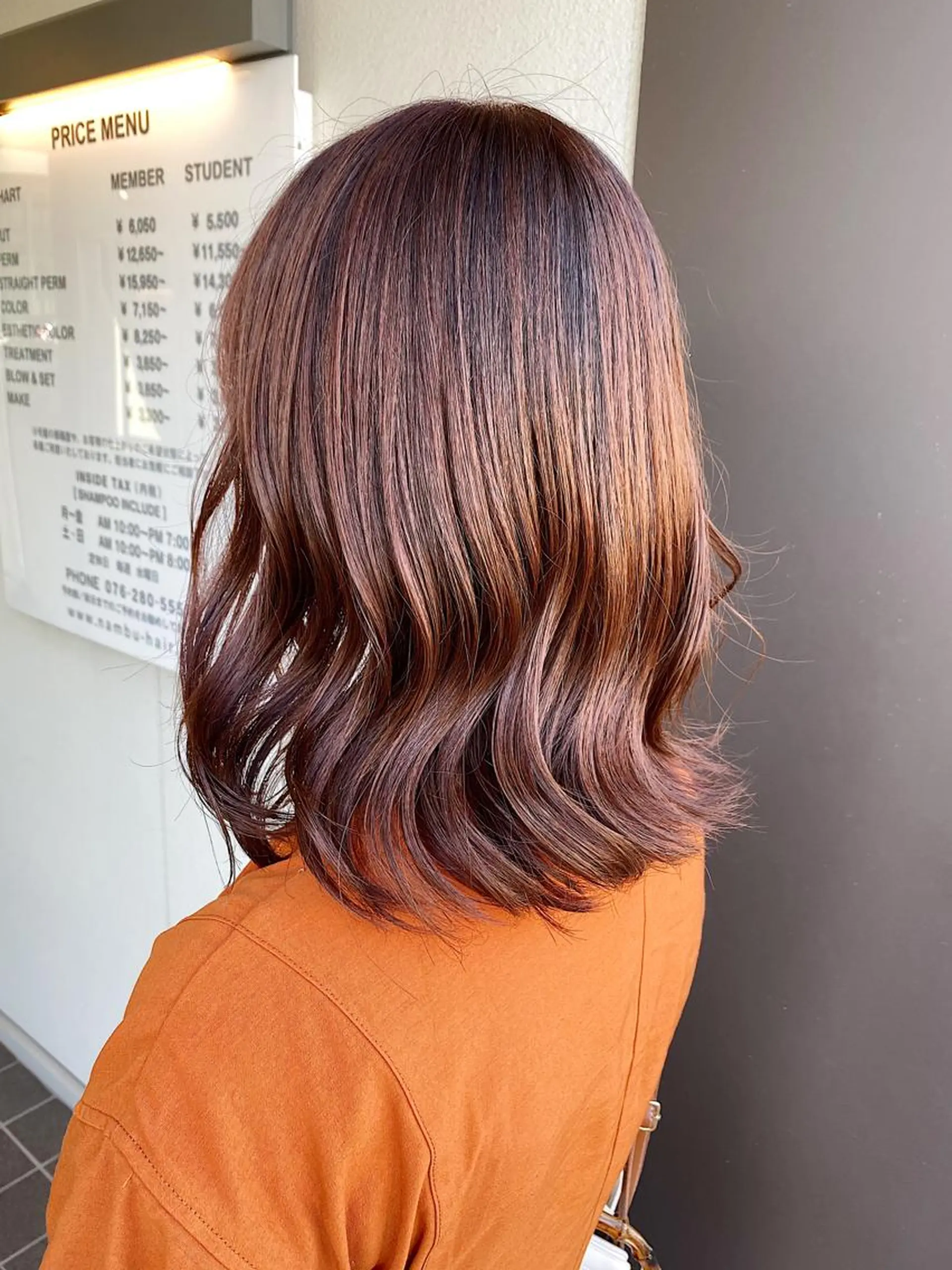 セミロング カラー ヘアアレンジ ブラウンカラー レッドカラー レッドブラウン 坂尻 嘉珠也のヘアスタイル