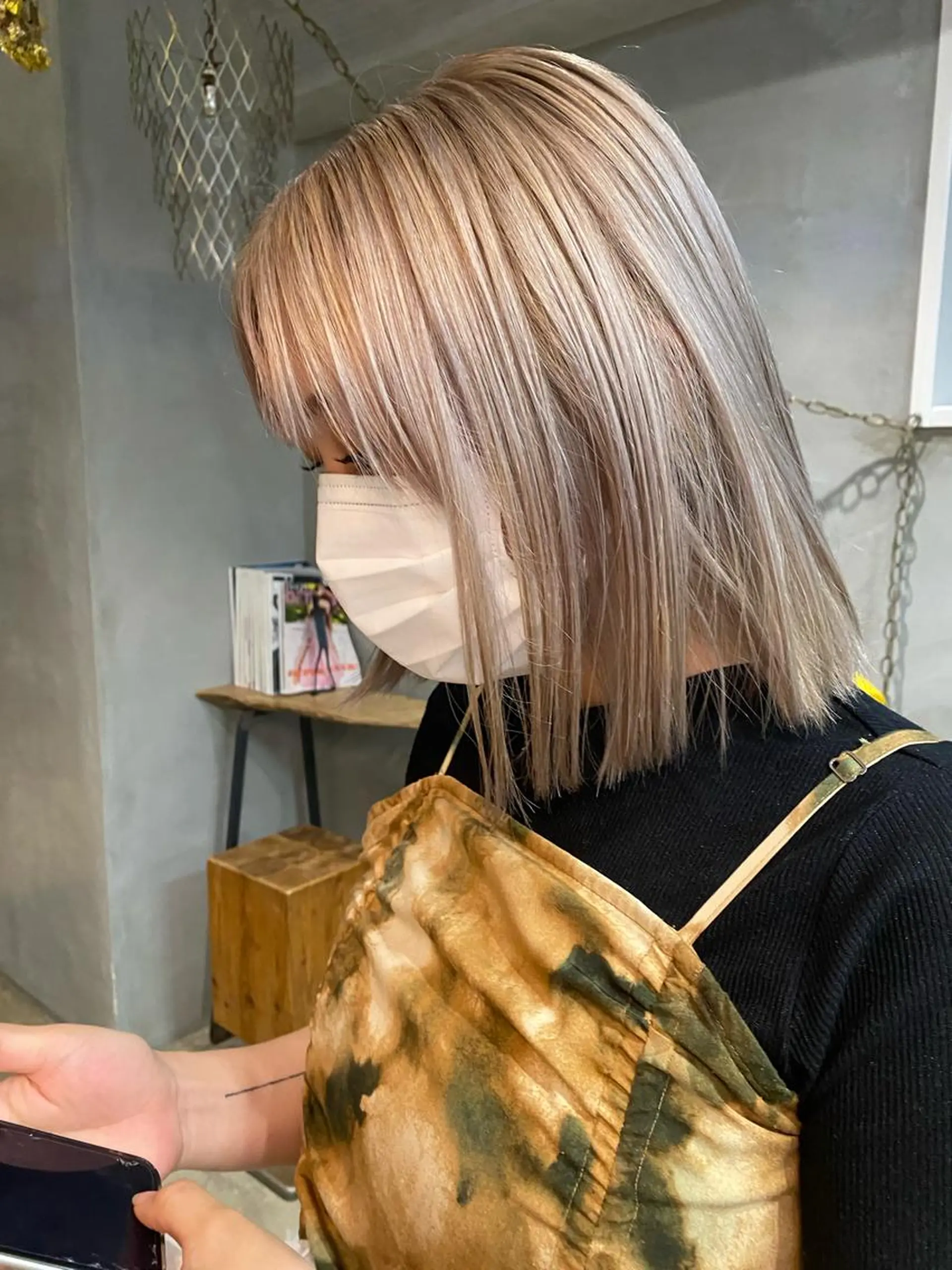 ミディアム カット ヘアカラー too good所属・gouru 難波美容師のヘアスタイル