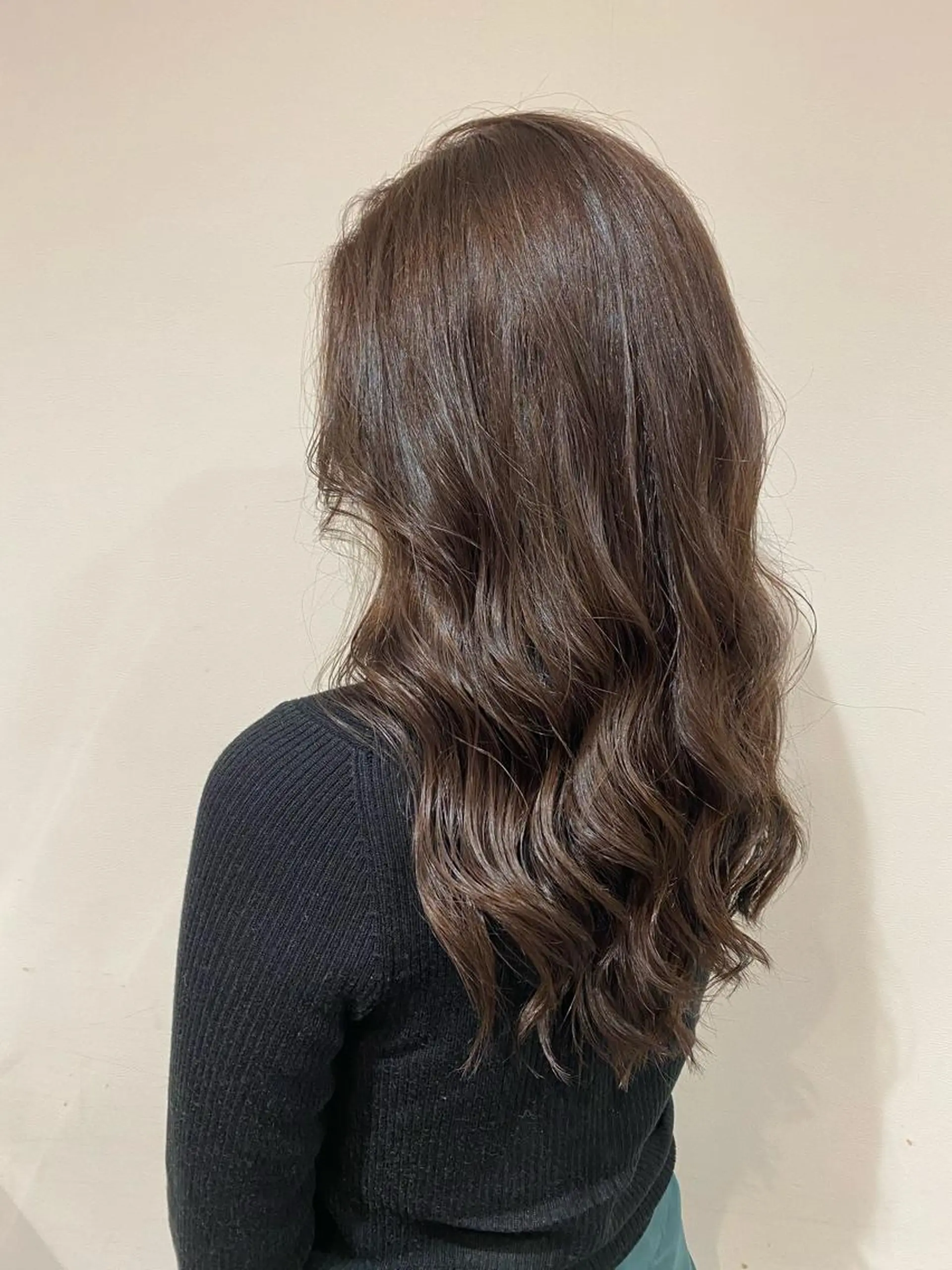 ロング カラー カマチョ タイスのヘアスタイル