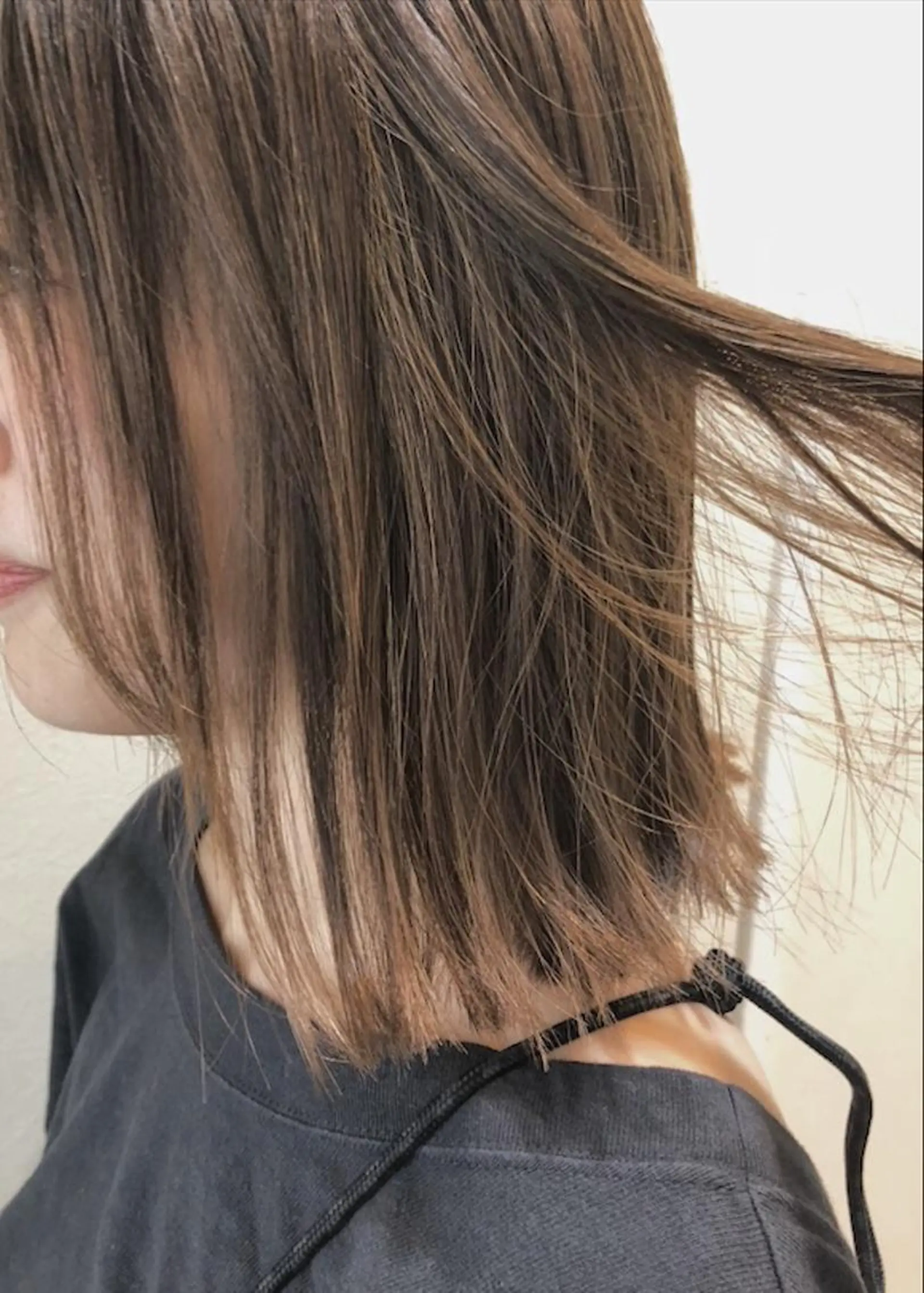 ミディアム ハイライト カット ヘアカラー トリートメント 綿貫 美香のヘアスタイル