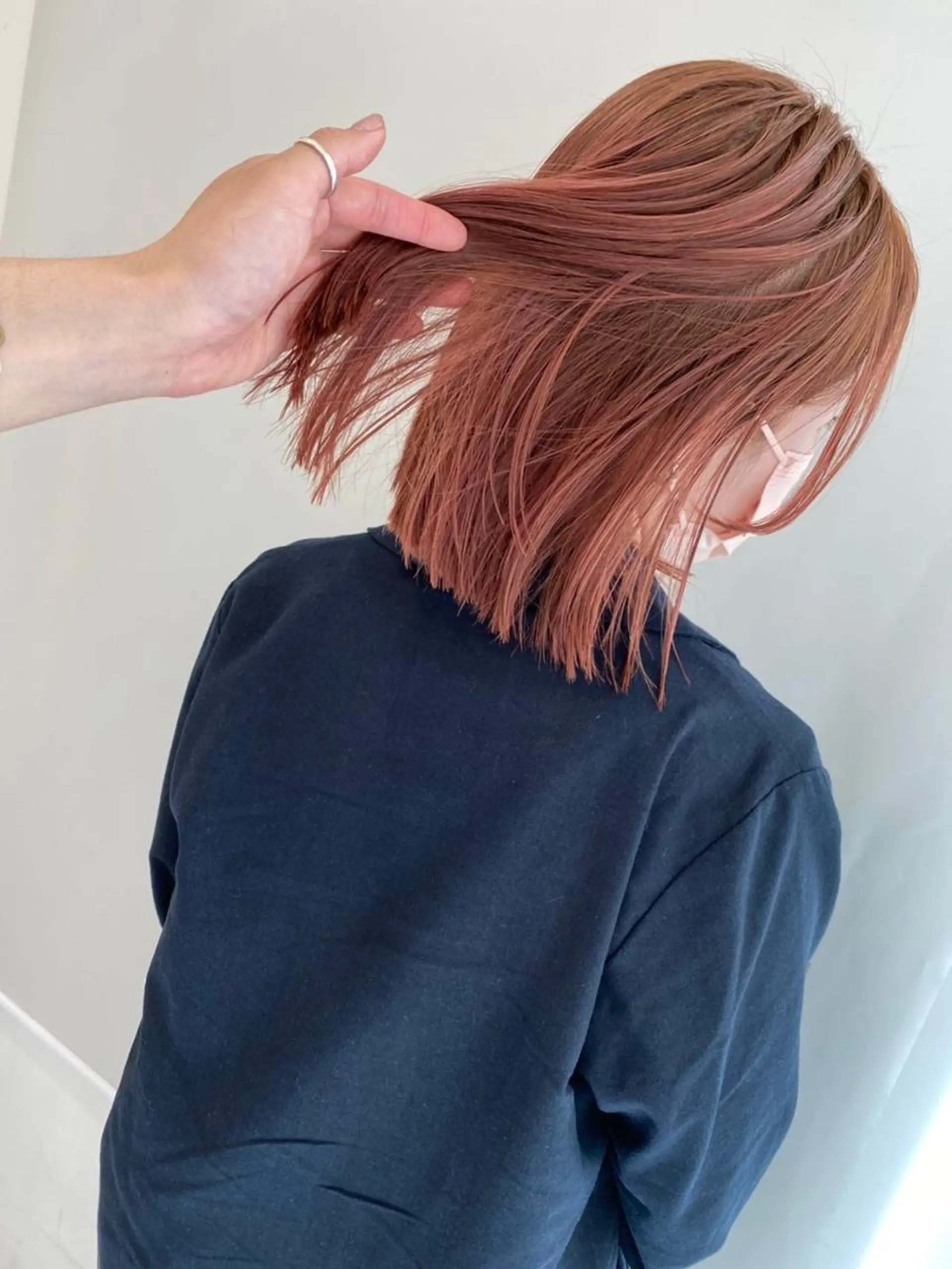 ミディアム カラー シャドールーツ美容師 篠原康太のヘアスタイル