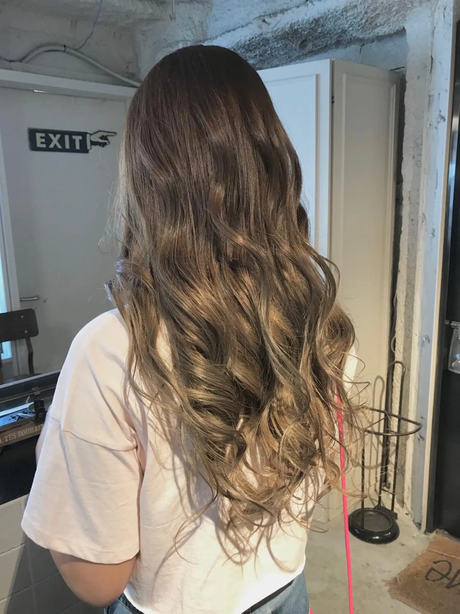 カラー 再現度&髪質改善 LISAのヘアスタイル