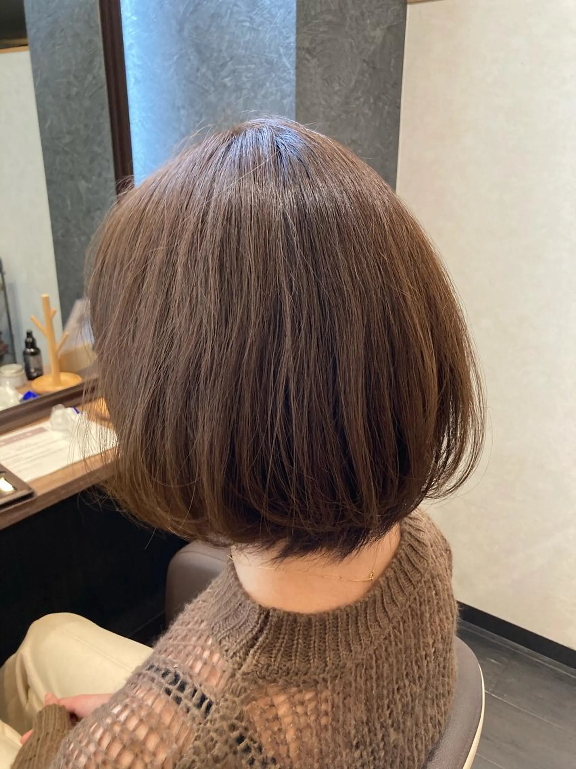 ショート カラー アッシュ ベージュカラー 中嶋 ナカジマのヘアスタイル