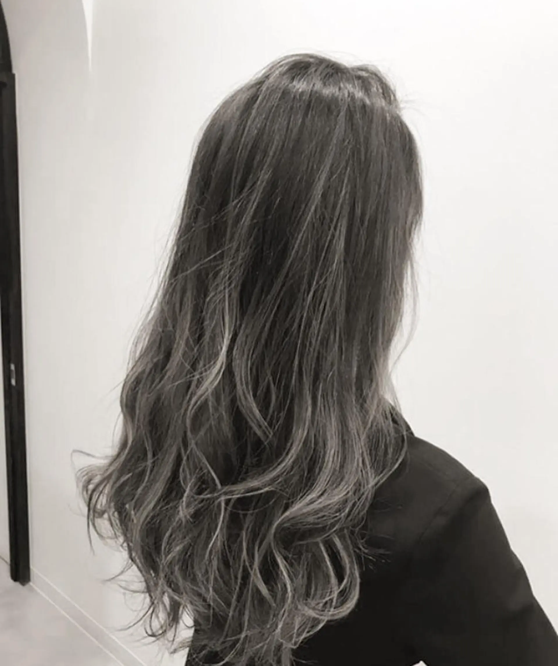 ミディアム カラー グレージュ ヘアカラー トリートメント marshu  梅田店所属・髪質改善 透明感×韓国風のヘアスタイル