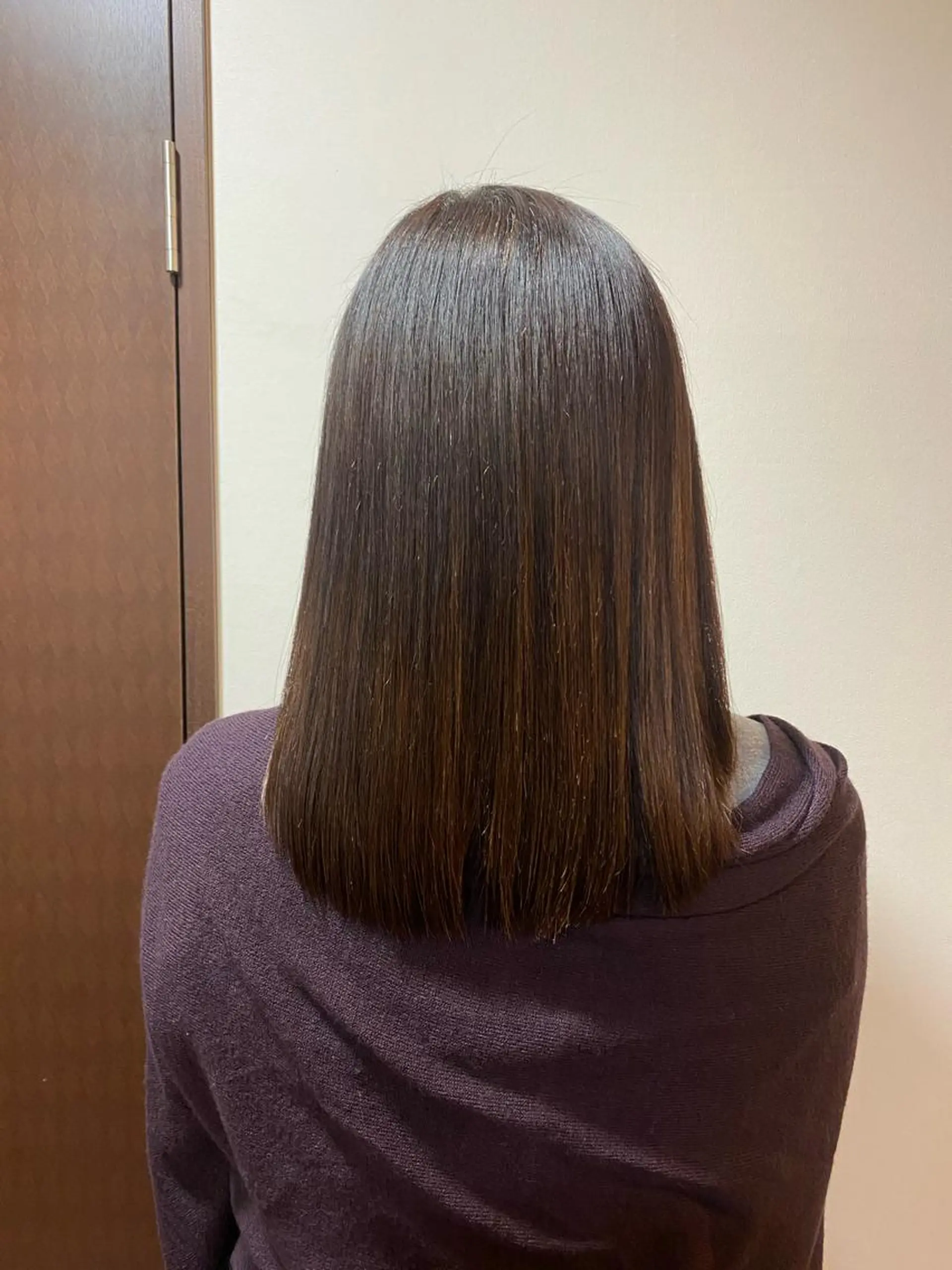 セミロング パーマ 酸性ストレート ストレートパーマ VOLANCH所属・瀬戸口 将志のヘアスタイル