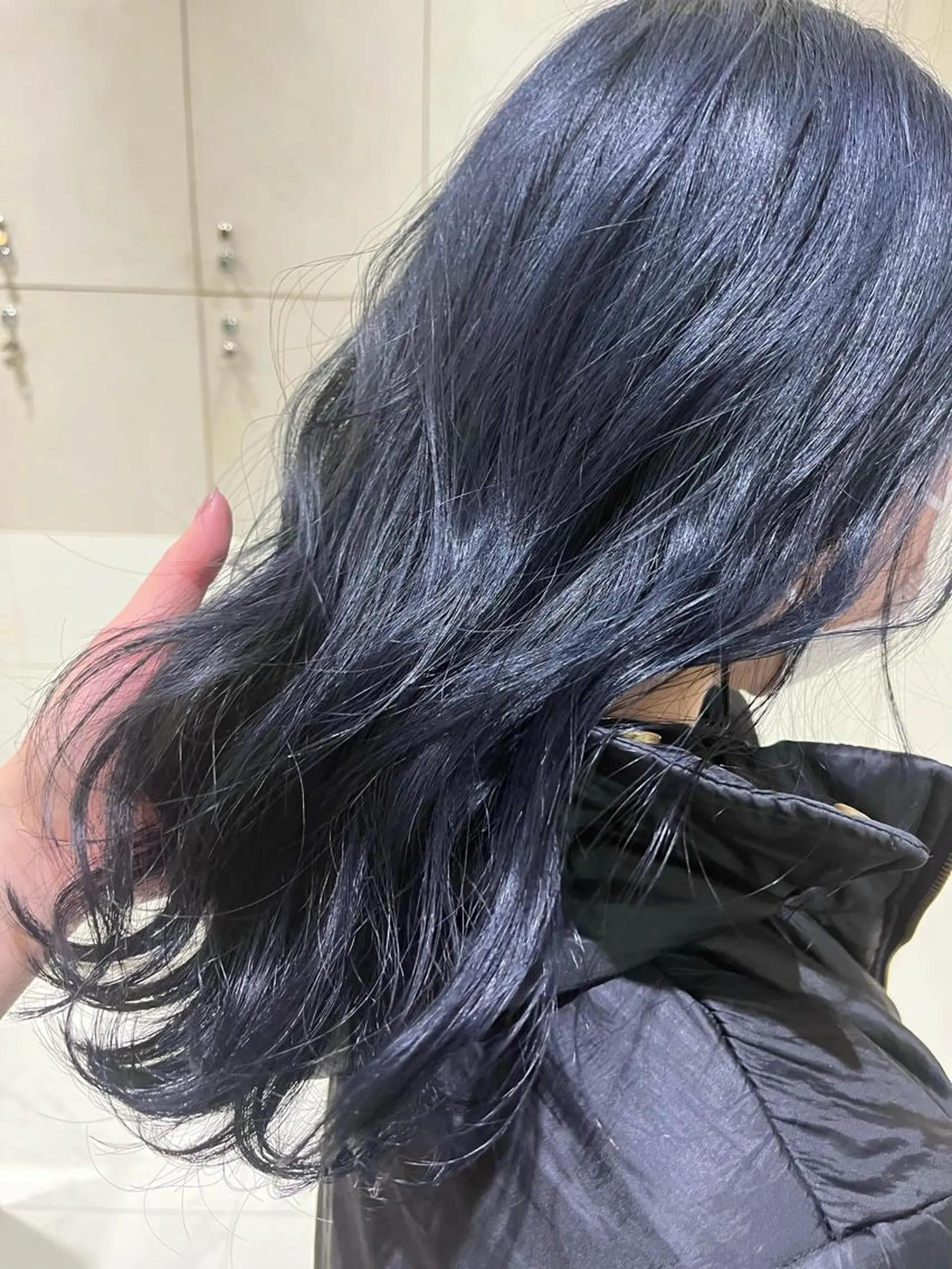 ロング カラー ブリーチ ブルーカラー ヘアカラー トリートメント ヘアセット ショートカット/ ハイトーン🪼風香のヘアスタイル