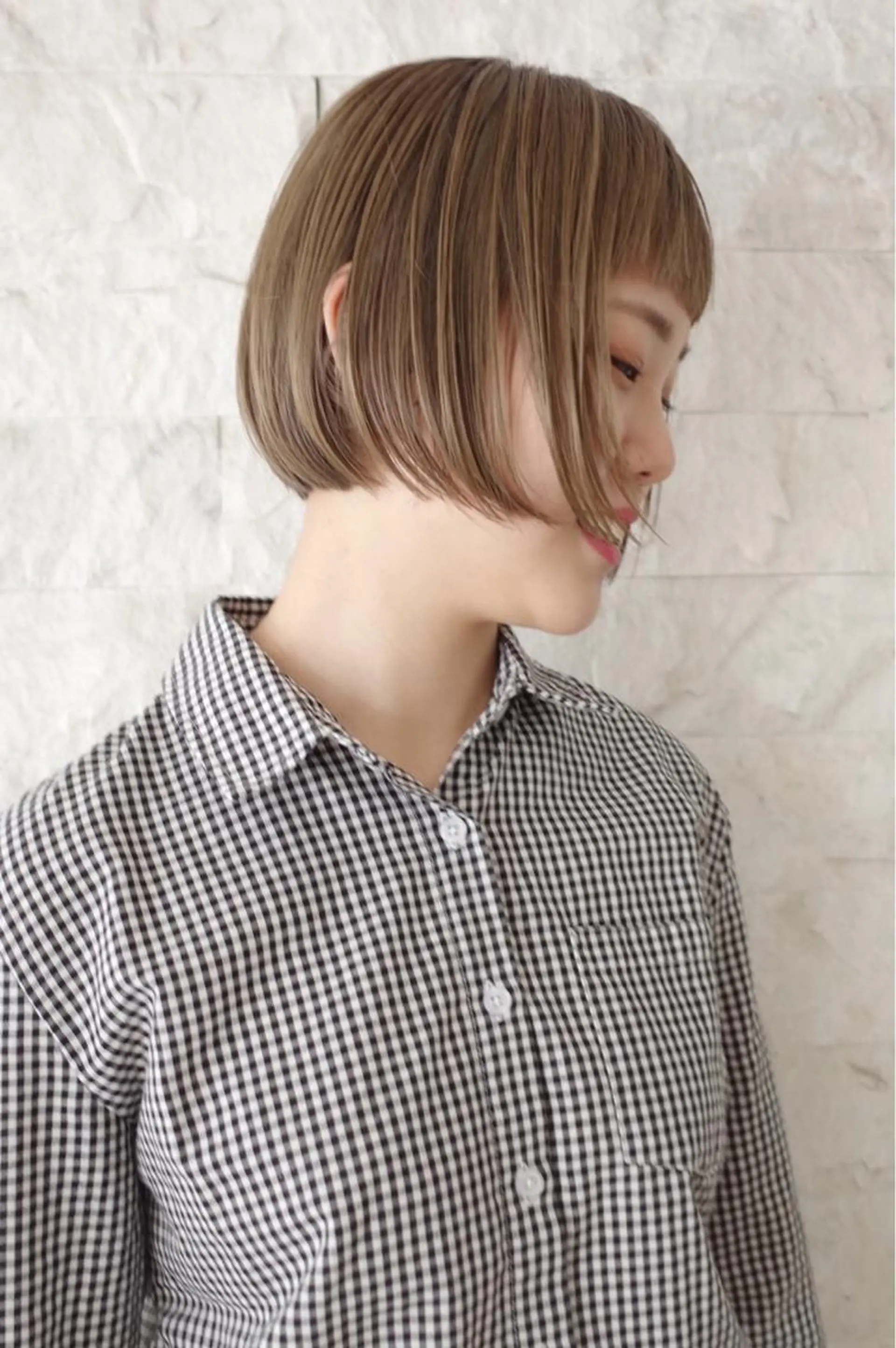 ショート カラー カット ヘアカラー suvvy hairsalonのヘアスタイル