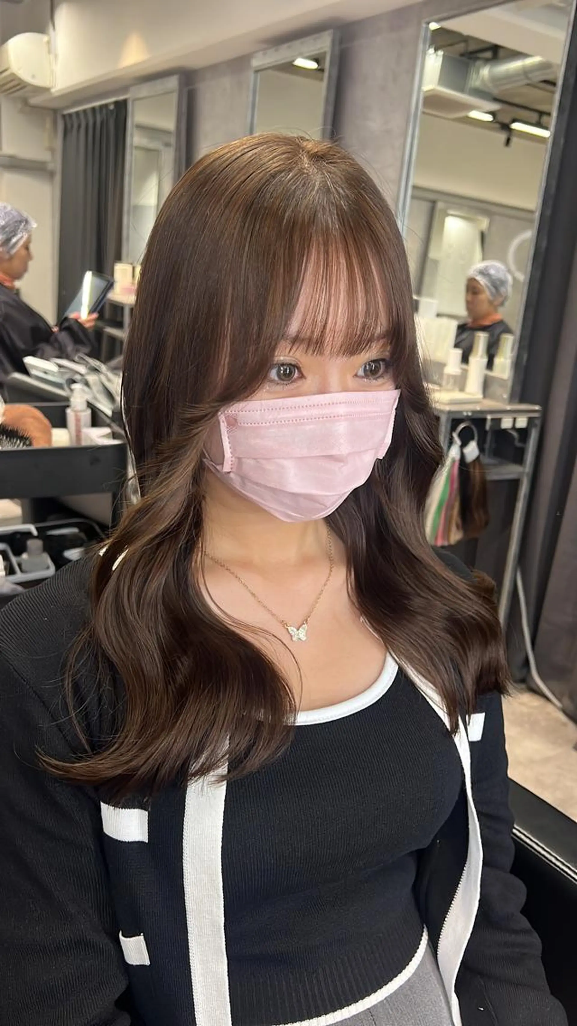 セミロング カラー mimiiy梅田 中崎町ハイトーンのヘアスタイル