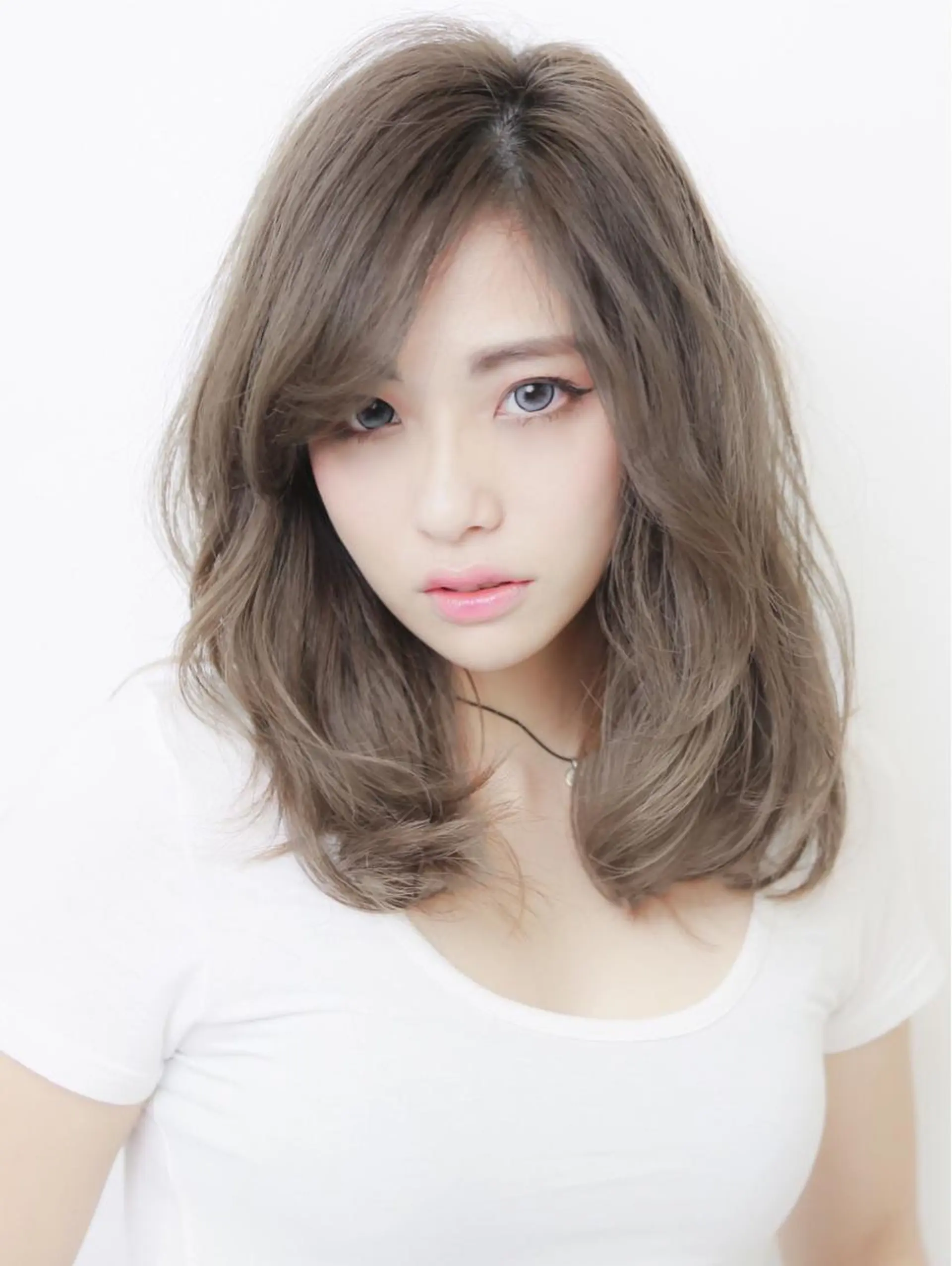 セミロング カット 縮毛矯正 ai 浅草橋のヘアスタイル