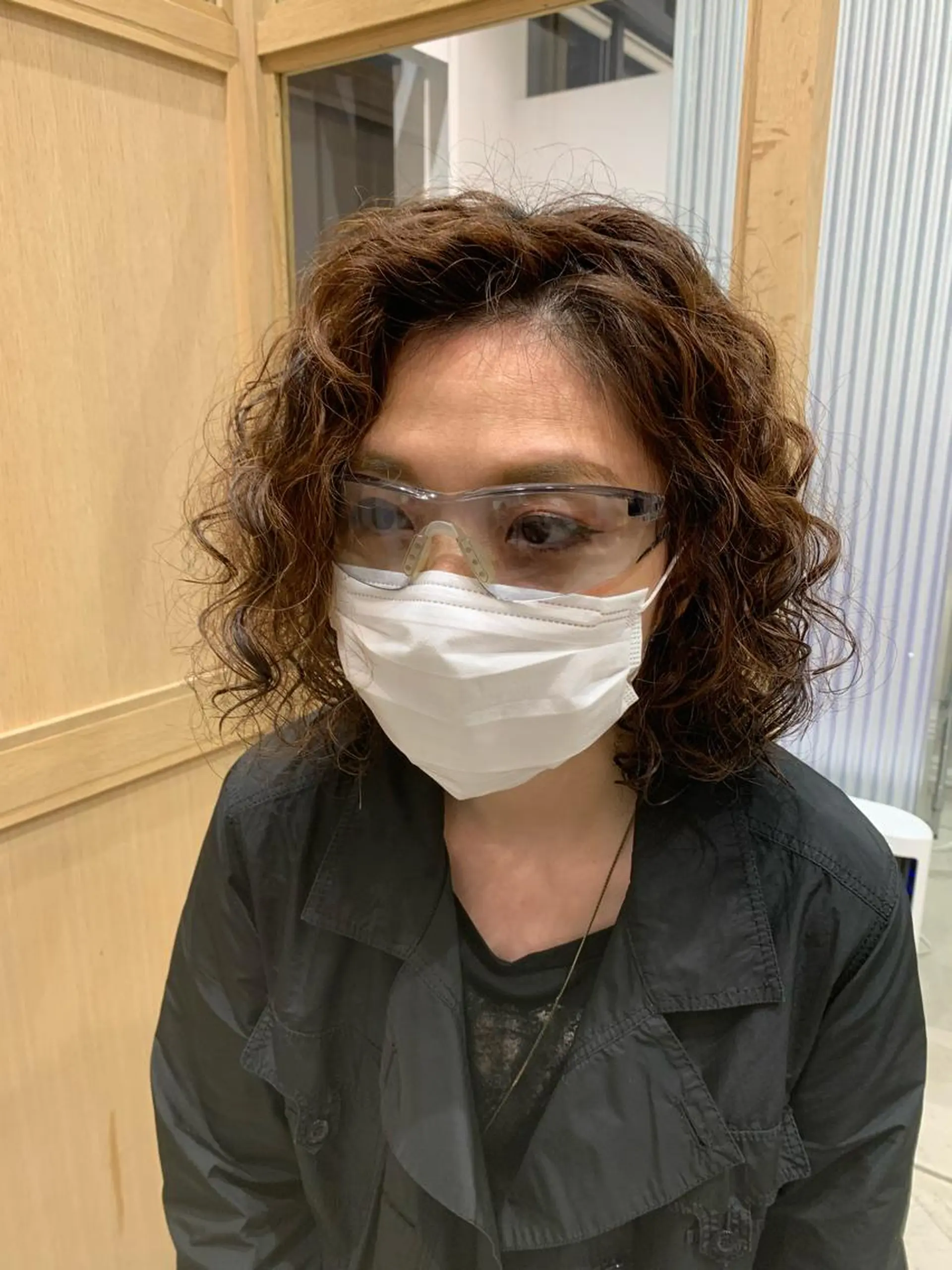 ミディアム パーマ カット パーマ トリートメント ally hairsalon所属・Emi .のヘアスタイル