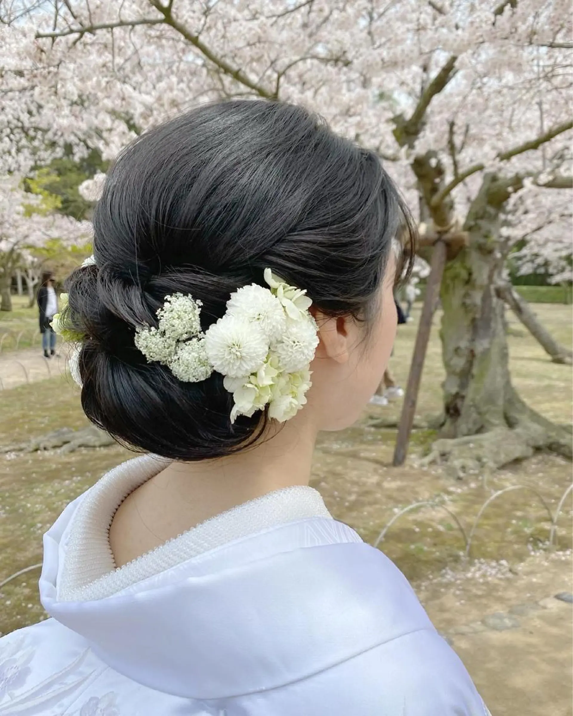 セミロング ヘアアレンジ 髪飾り ヘアセット GRANLUSSO 〜グランルッソ駅前店所属・木口 嘉美のヘアスタイル
