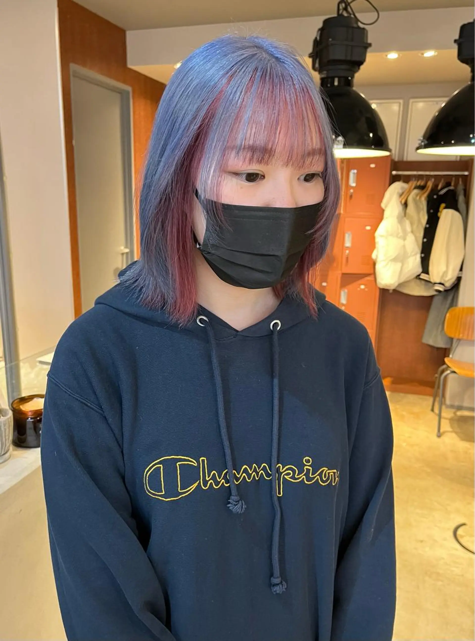ミディアム カラー ブルーカラー ピンクカラー ヘアカラー トリートメント 🩷ハイトーン透明感 レイヤー🩷ユリカのヘアスタイル