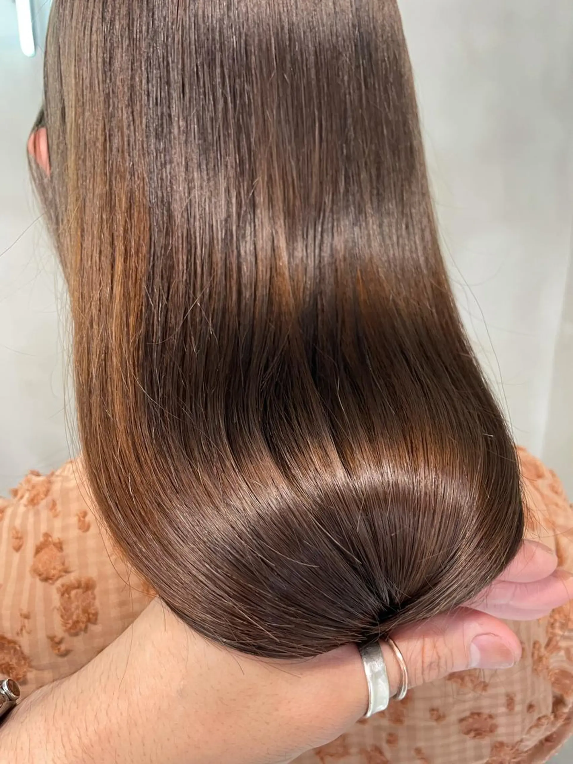 セミロング 髪質改善 カット ヘアカラー トリートメント 🏆感動をお約束🏆 🥇SHO🎖のヘアスタイル