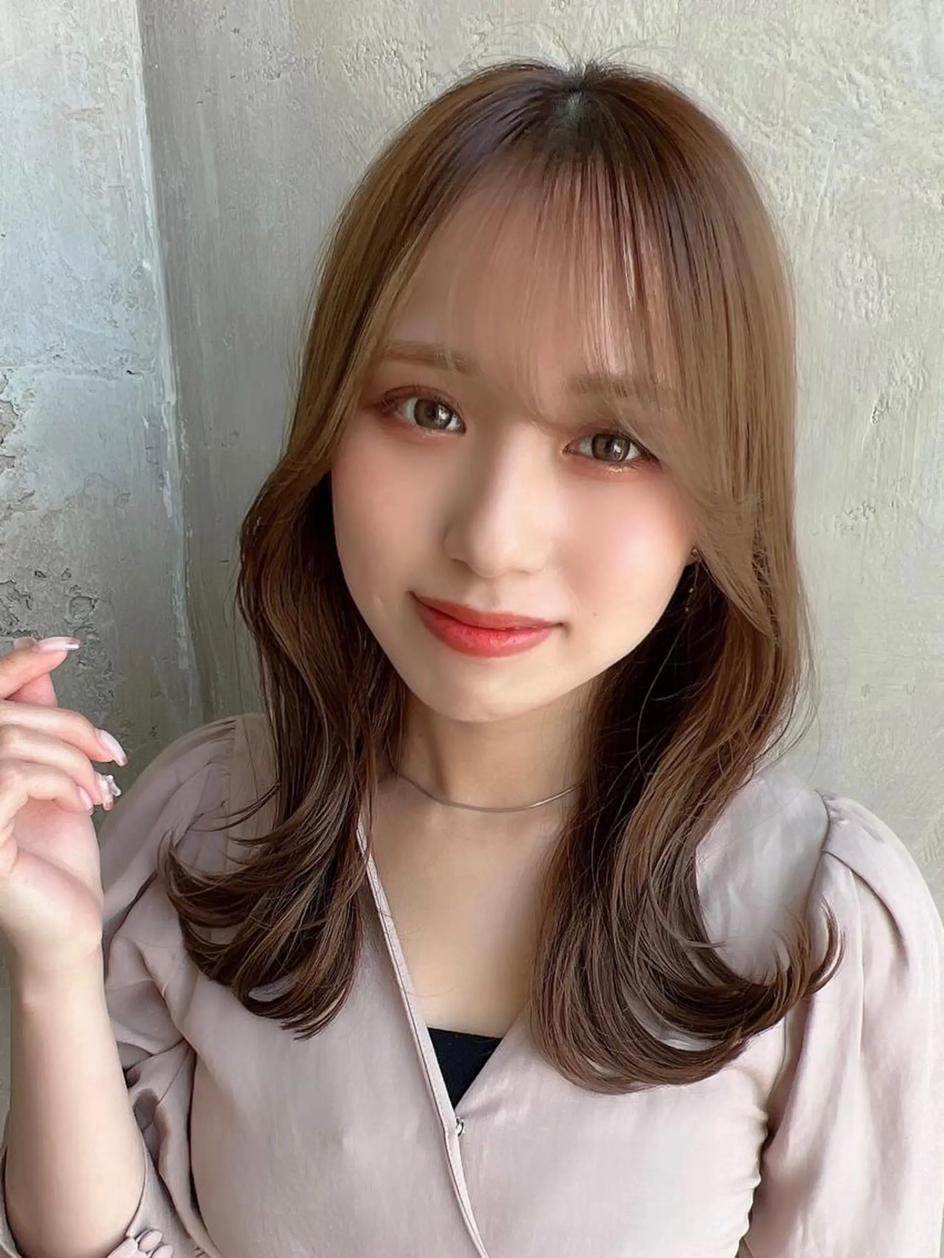 セミロング カラー ベージュカラー ブラウンカラー くびれヘア 髪質改善 縮毛矯正 カット ヘアカラー トリートメント 🧡くびれヘア/前髪 顔周り🧡久原結衣のヘアスタイル