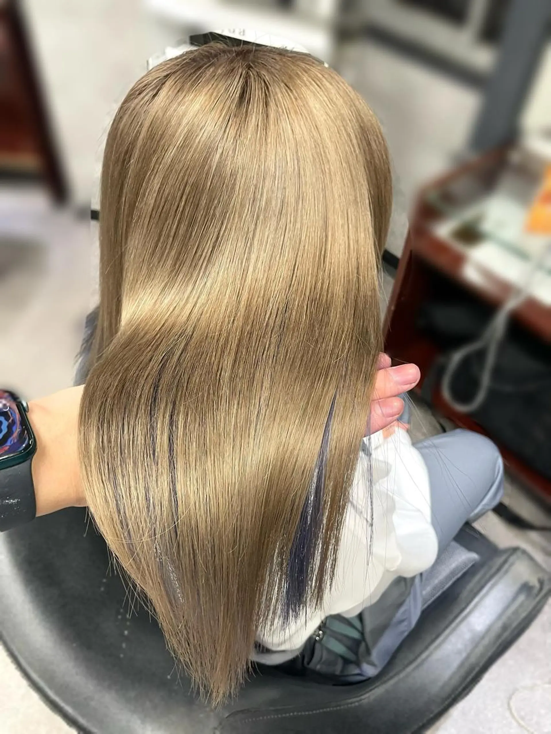 ミディアム カラー ブリーチエクステ 🎩カズキ🎩のヘアスタイル