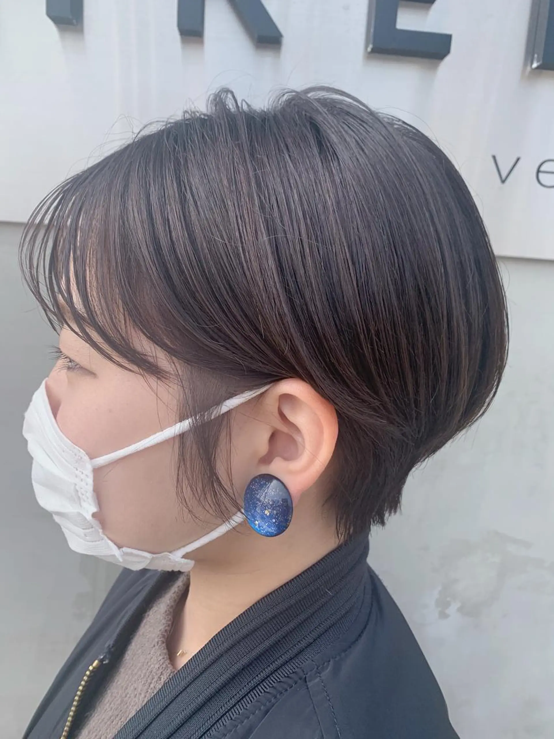 ショート ショートヘア うざバング miyu🎀まつ毛 透明感カラーのヘアスタイル