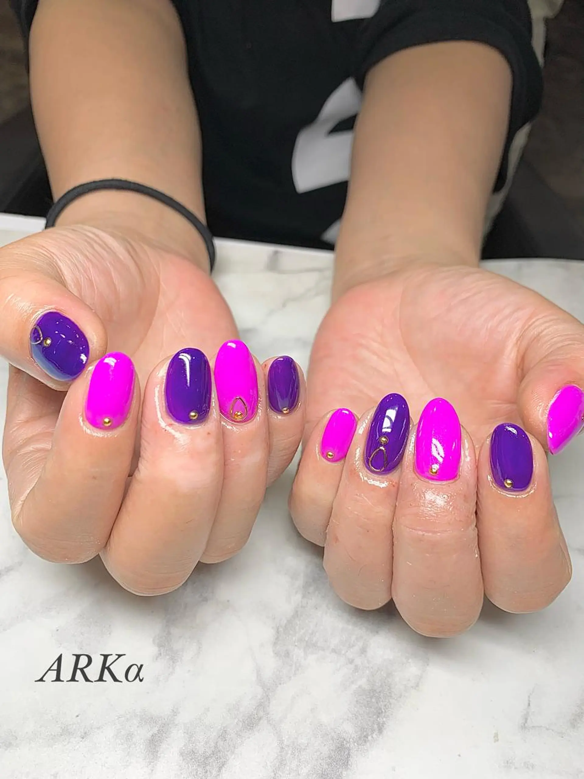 ミディアム ネイル ARKα SHIORIのネイルデザイン
