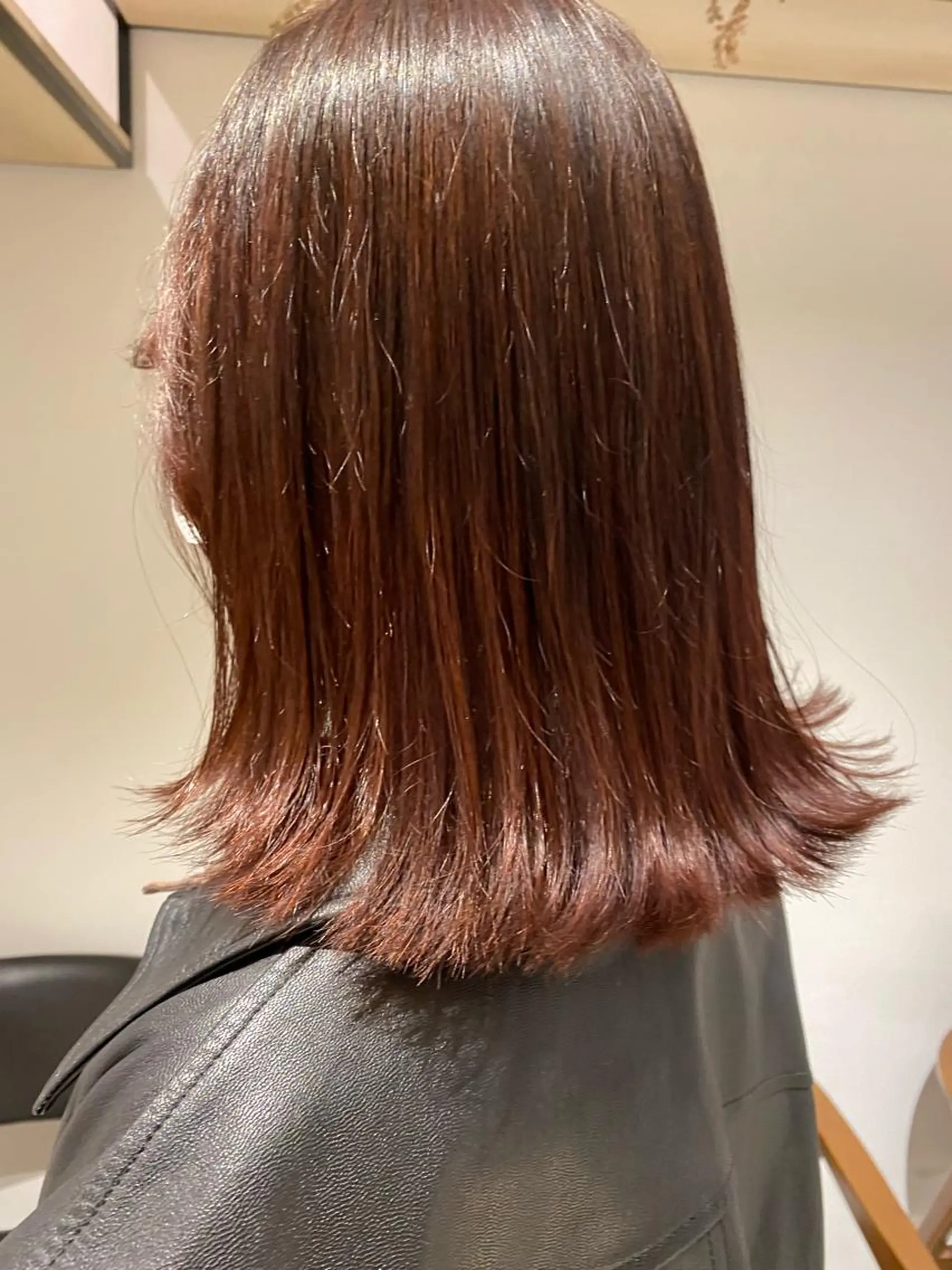 ショート 頭皮につけないカラー /白髪ぼかし/実加永のヘアスタイル