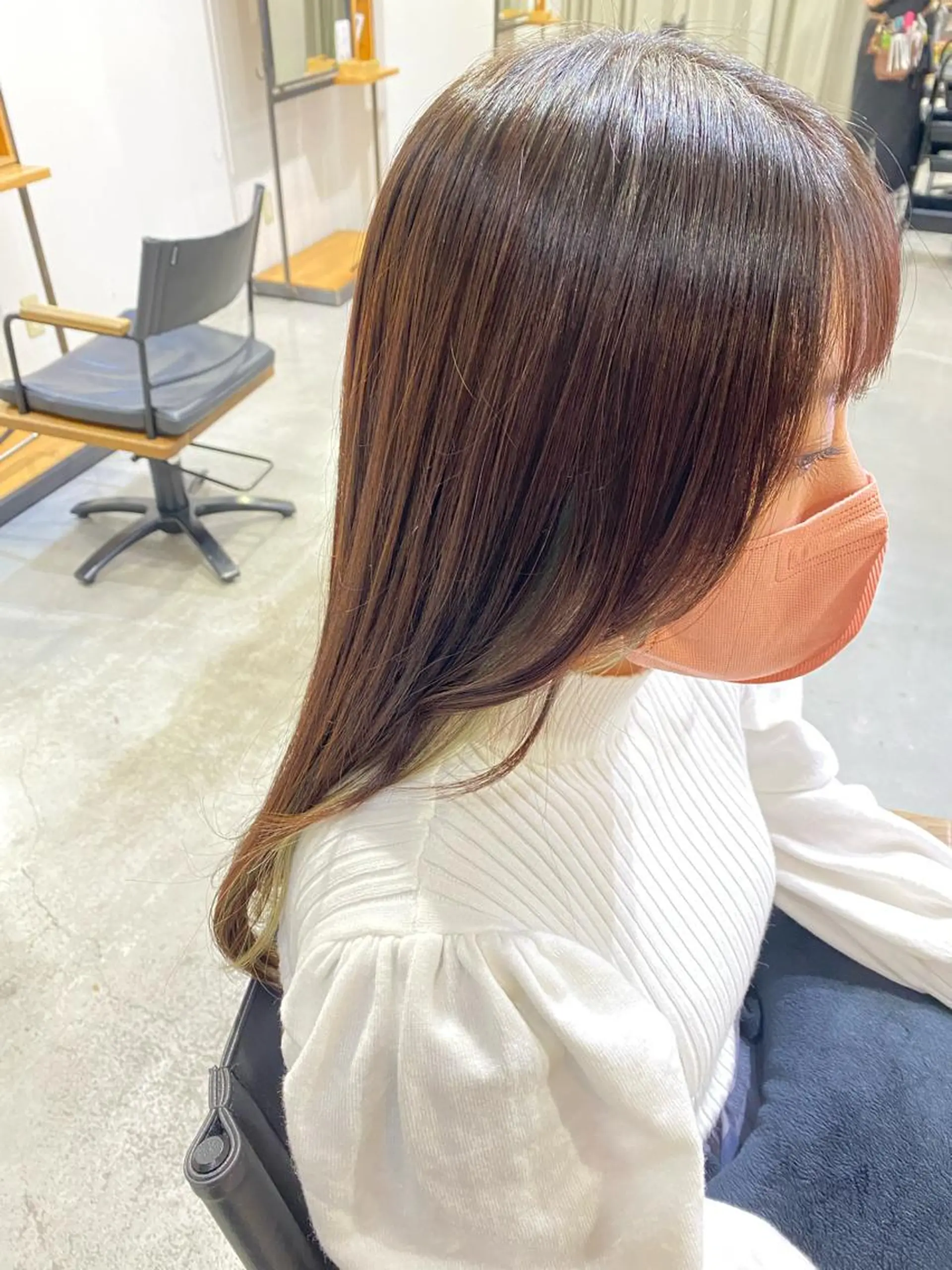 ロング 顔周りカット レイヤーカット カット 🐰中村 優樹🤍のヘアスタイル
