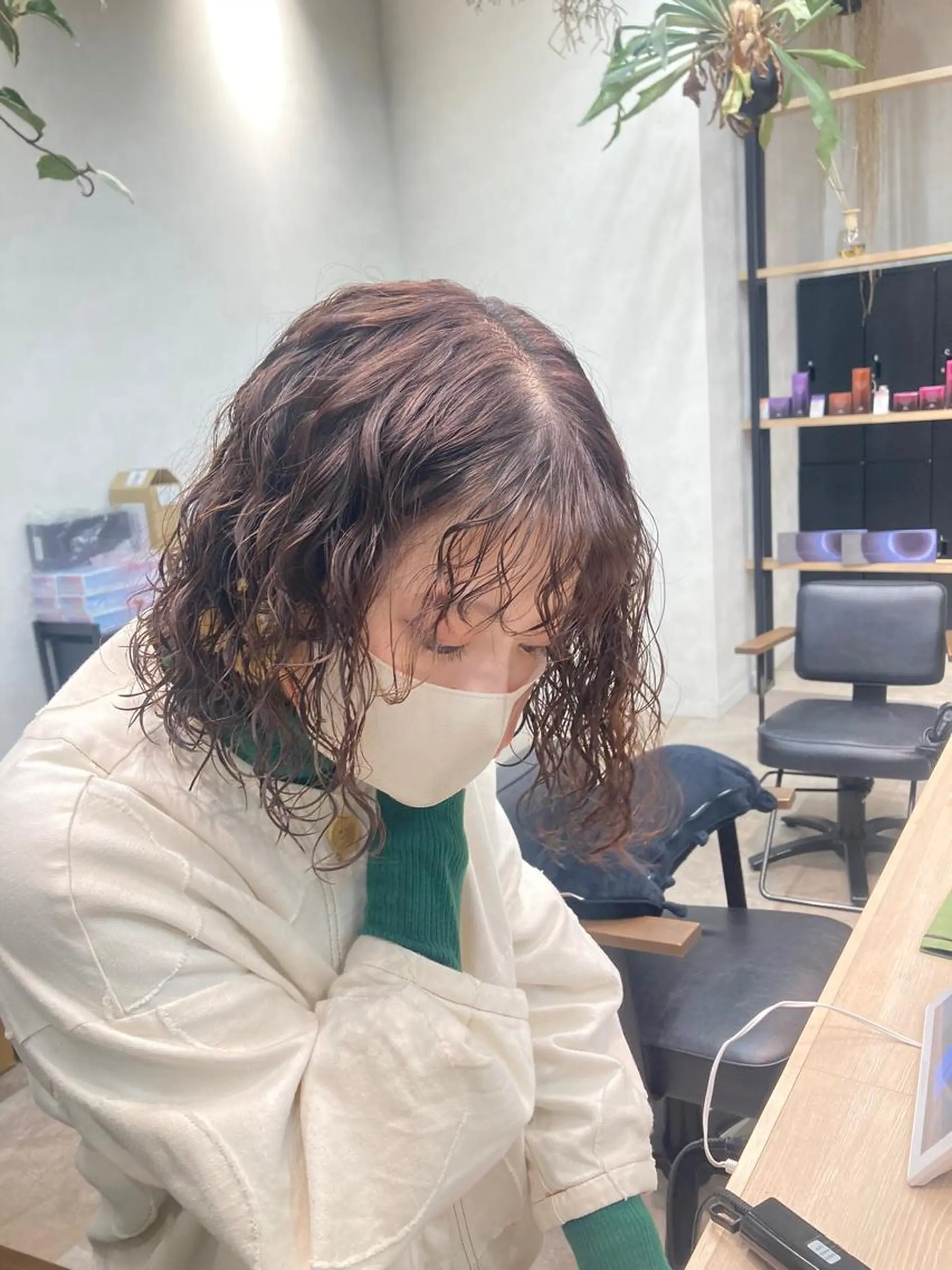 ミディアム パーマ ニュアンスパーマ 曲がる縮毛矯正　爲石のヘアスタイル