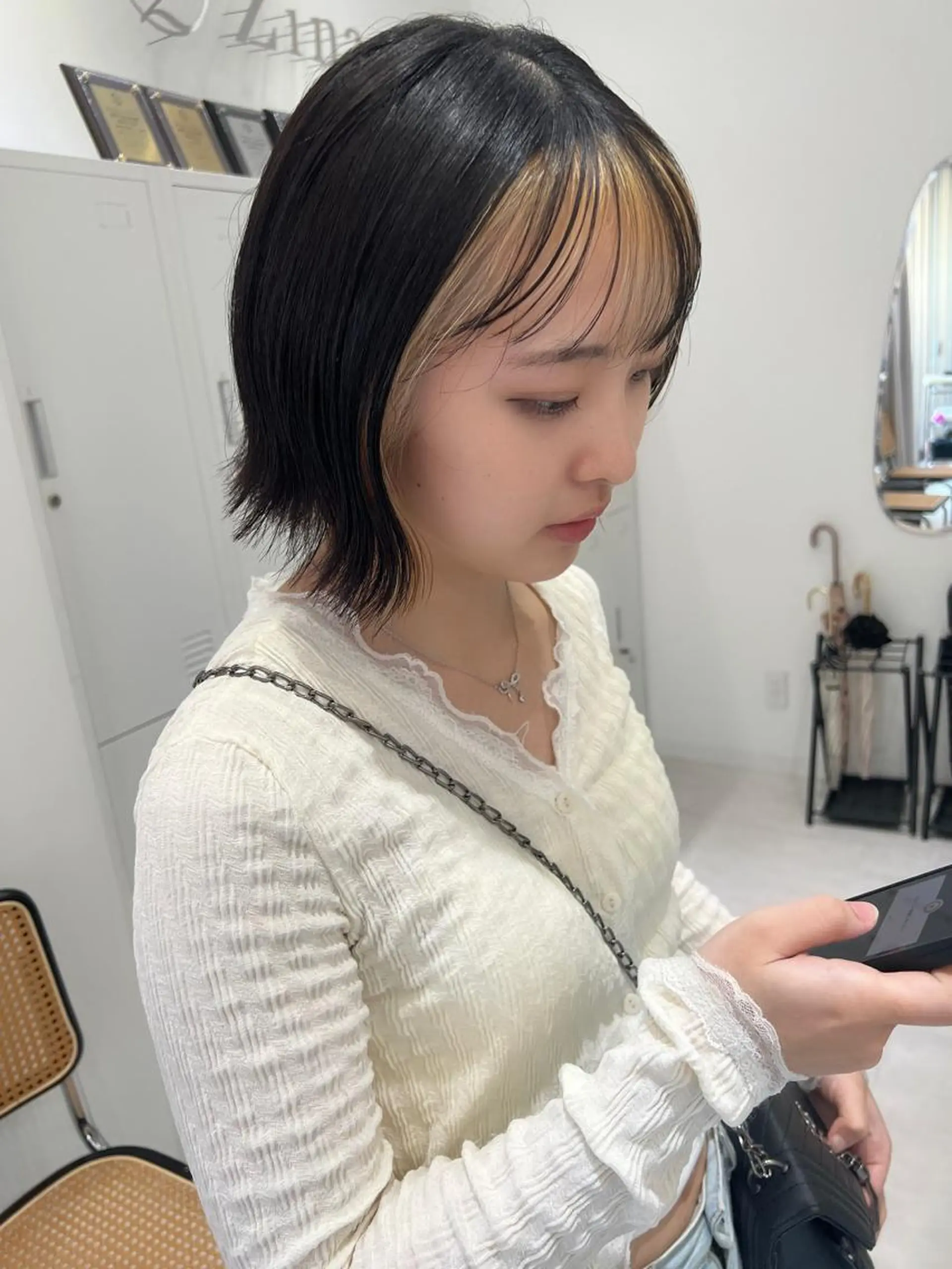 ミディアム カラー ヘアカラー 韓国🇰🇷レイヤー おくれ毛/顔まわりのヘアスタイル