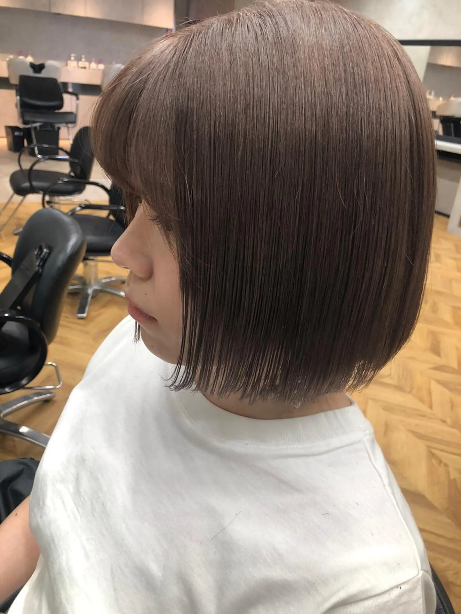 ショート カラー 遠藤 眞実のヘアスタイル