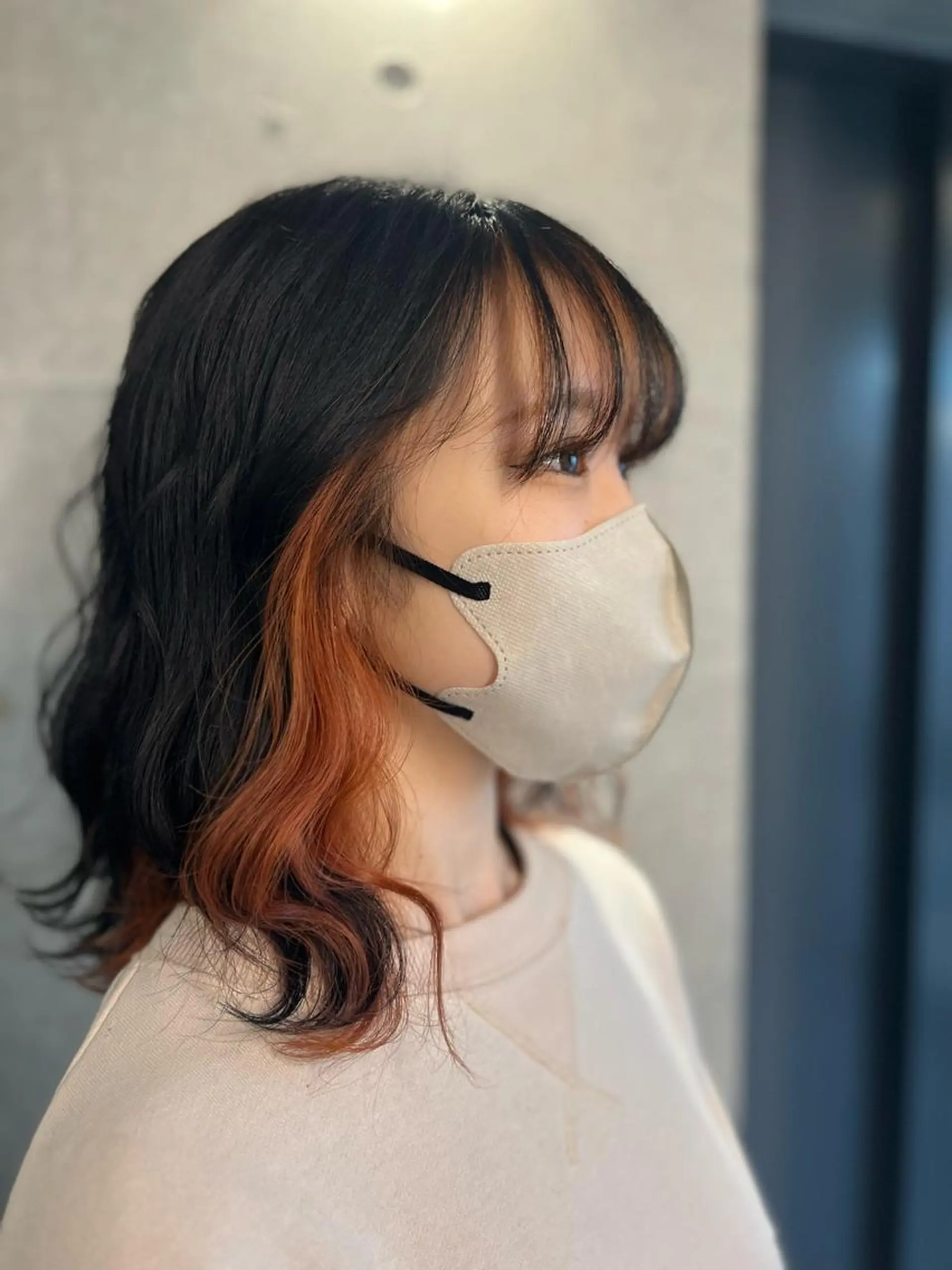 ミディアム カラー シールエクステ アディクシーカラー アッシュ バレイヤージュ ミストバング ヘアカラー トリートメント DEST所属・吉野 瑳桜のヘアスタイル