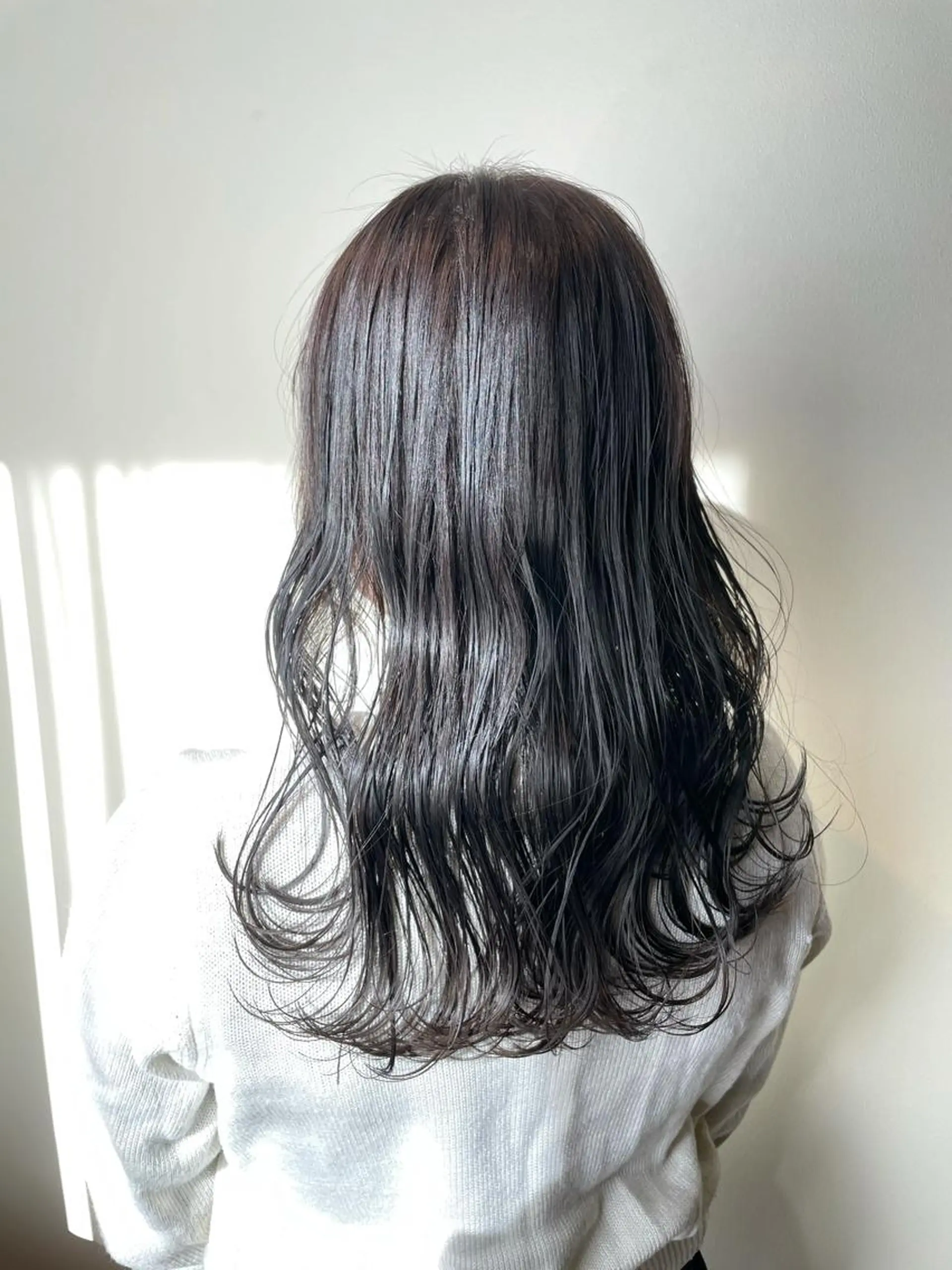 ロング カラー グレージュ オリーブグレージュ オリーブグレー ヘアカラー トリートメント ヘアセット レイヤー/艶カラー 🫧守利のヘアスタイル