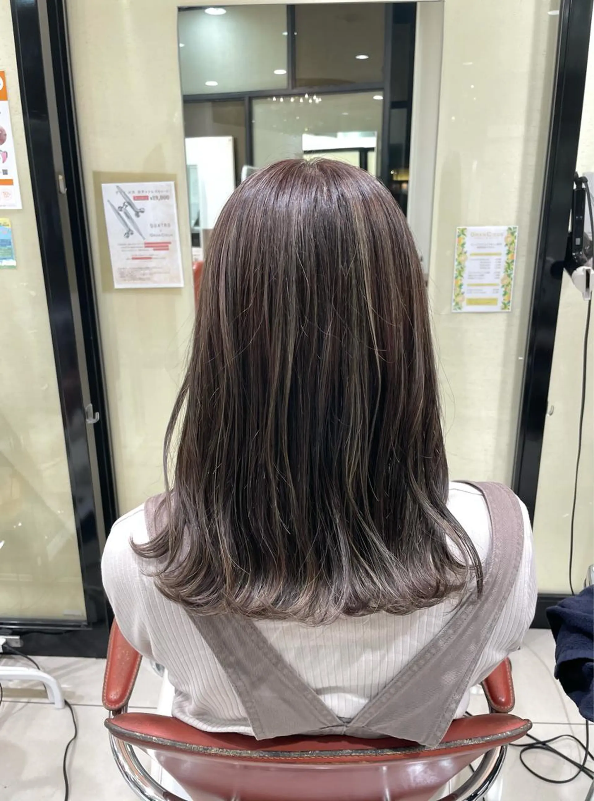 セミロング カラー 井上 武輝のヘアスタイル