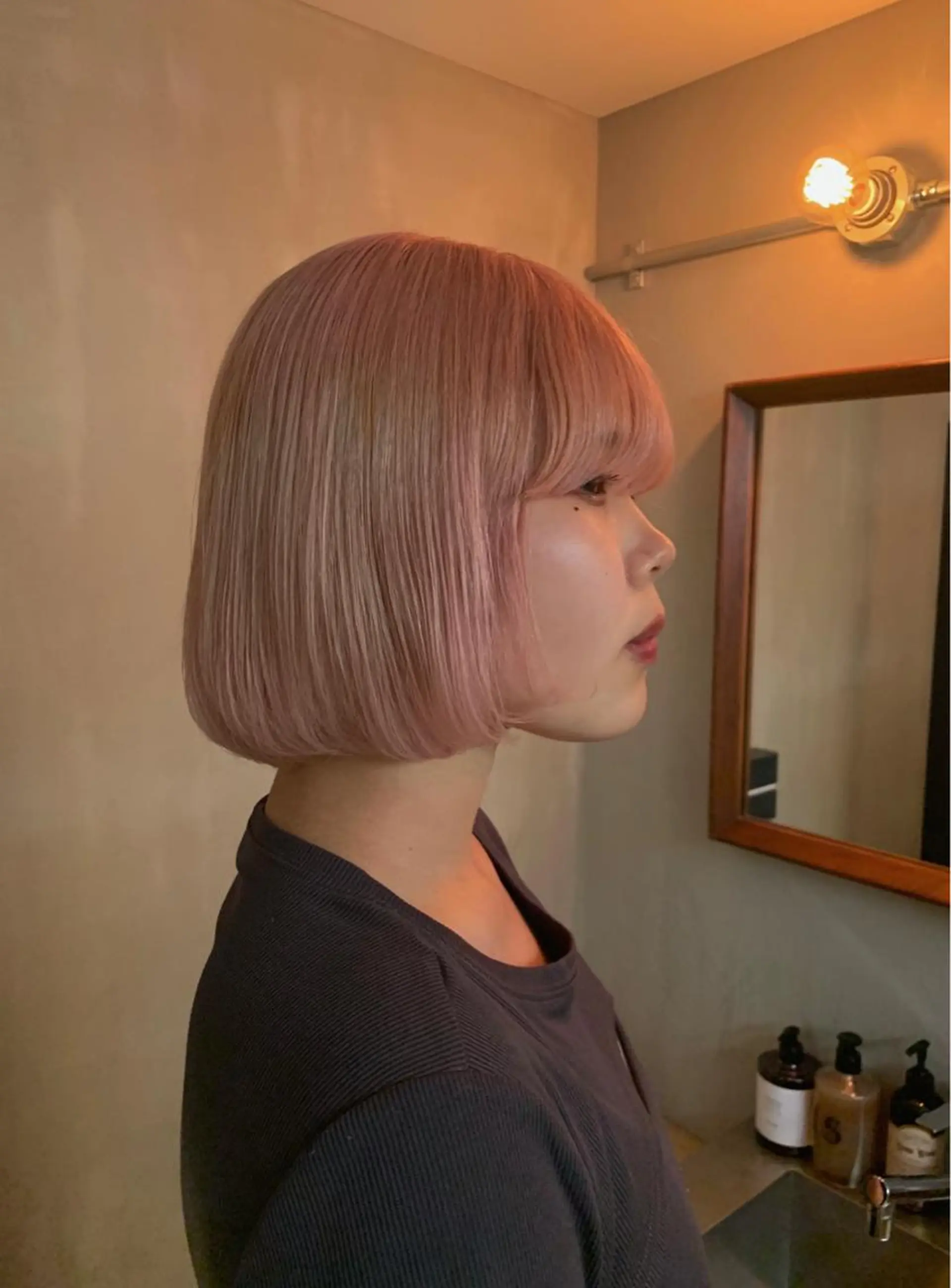ショート カラー Alter所属・layer/透明感 ハイトーン/kanaのヘアスタイル