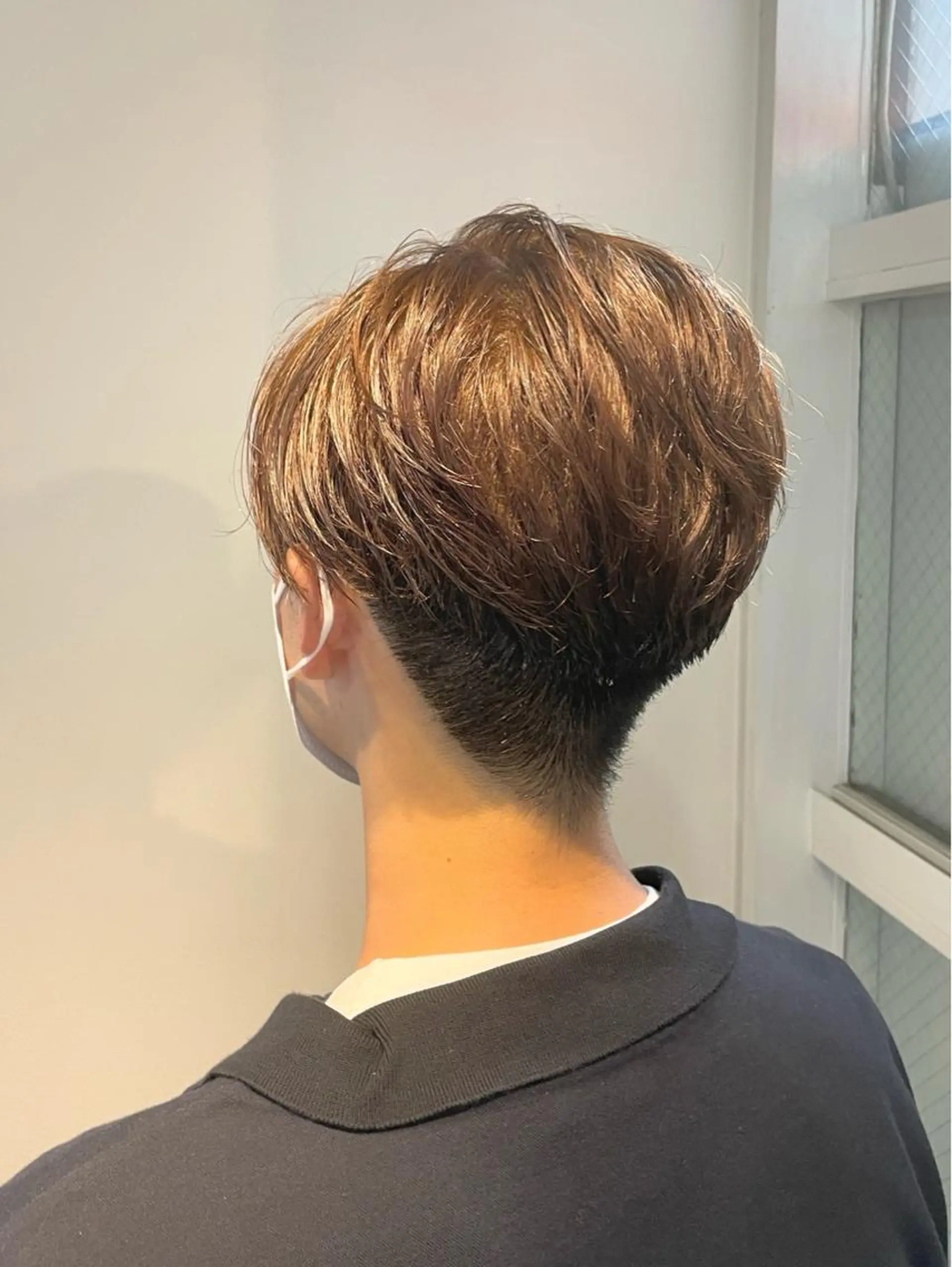 カラー メンズ 刈り上げ カット ヘアカラー 中村 海波のヘアスタイル