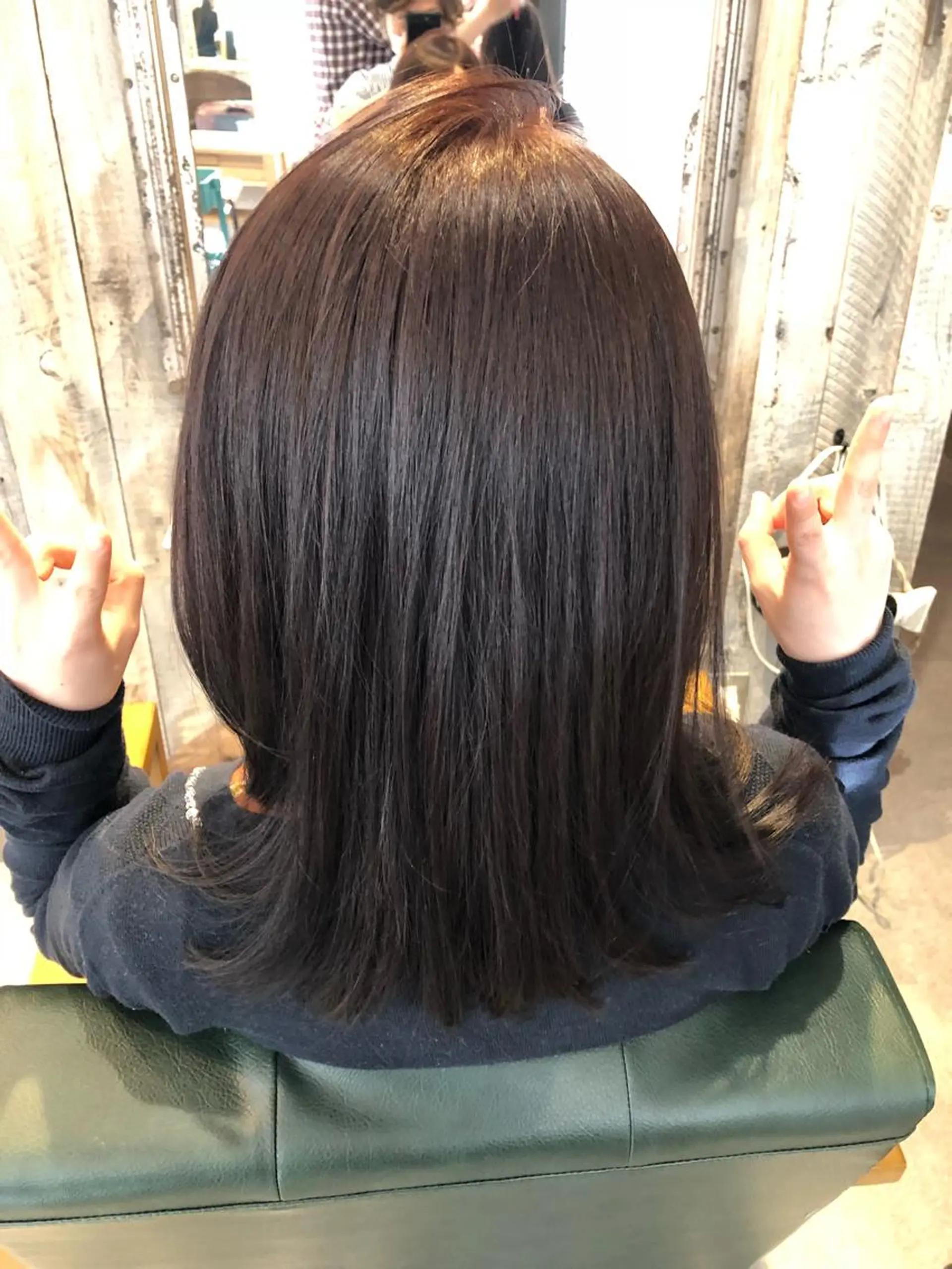 ロング カット ヘアカラー 縮毛矯正 トリートメント 川野 賢のヘアスタイル