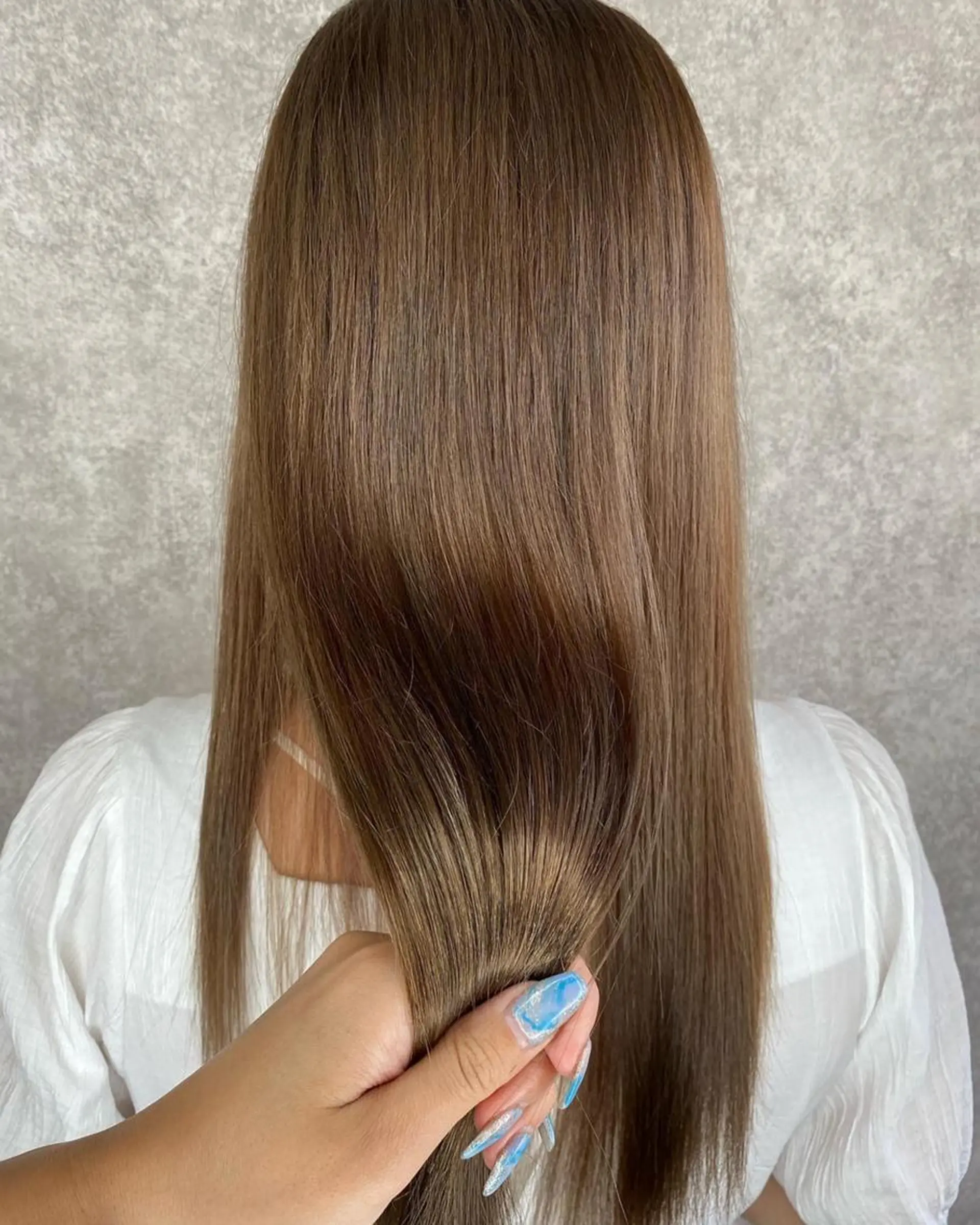 ロング カラー ベージュカラー ミルクティーベージュ UNDER vr 【アンダーバー】のヘアスタイル