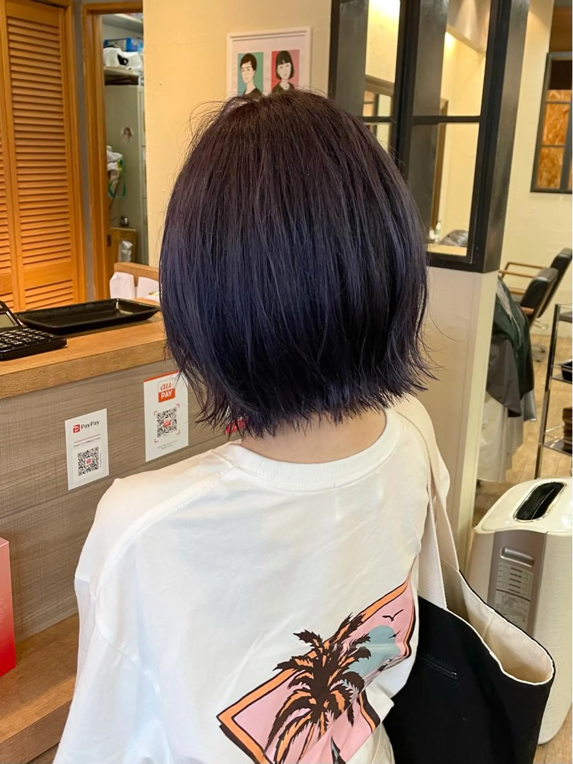ショート カラー ブルーカラー ブルーバイオレット バイオレットカラー ショート/レイヤー/ ボブ/縮毛矯正のヘアスタイル