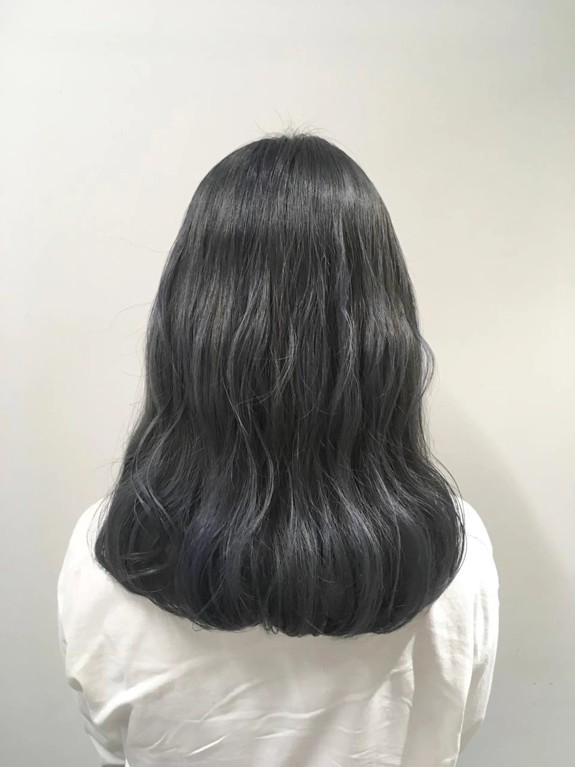 セミロング カラー ブルーカラー ブルージュ ヘアカラー トリートメント ヘッドスパ ヘアセット go today shaire salon 本店所属・yoshi ☆のヘアスタイル