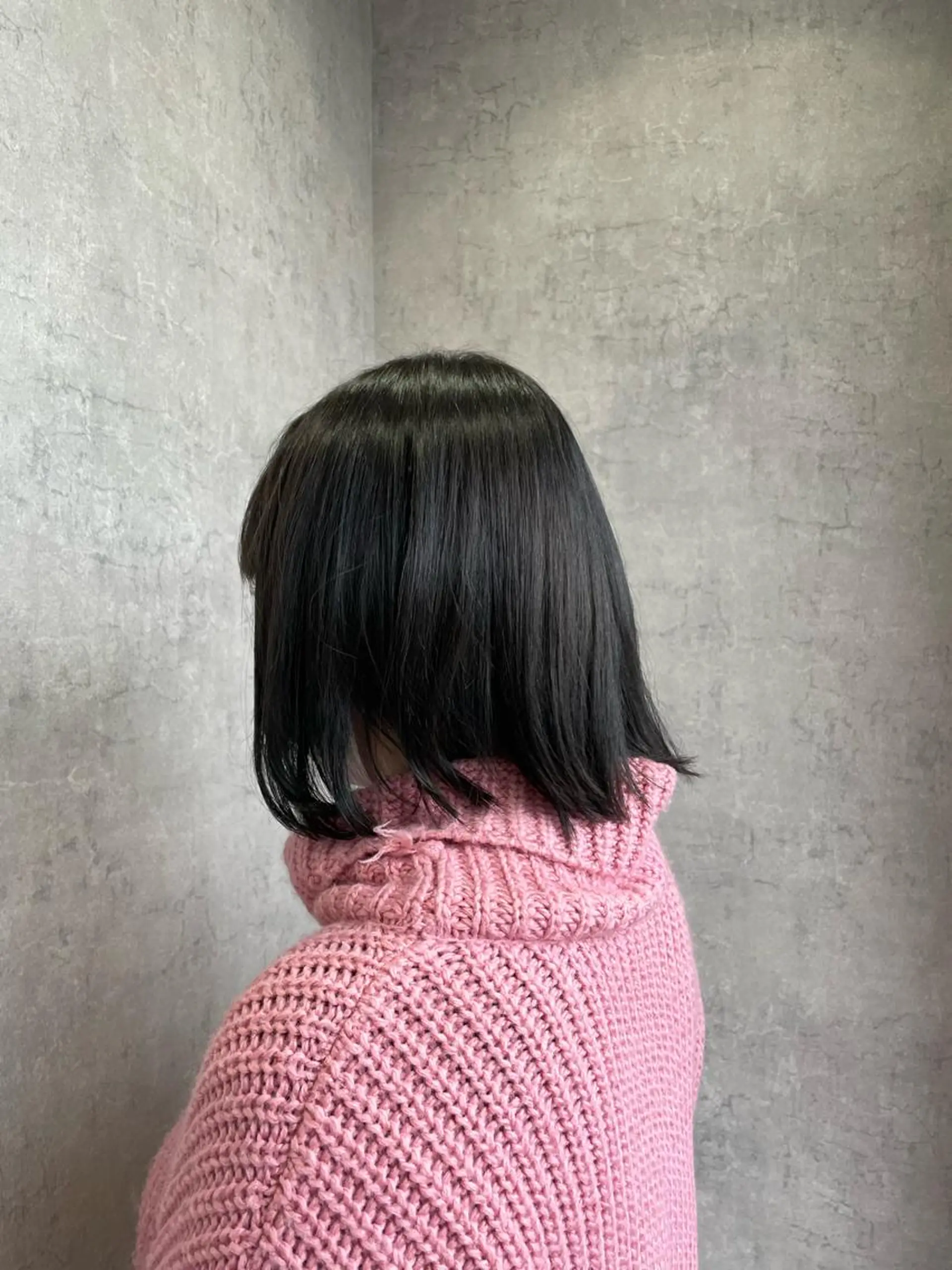ショート カラー ブラウンカラー ダークブラウン 丸山 雷世のヘアスタイル