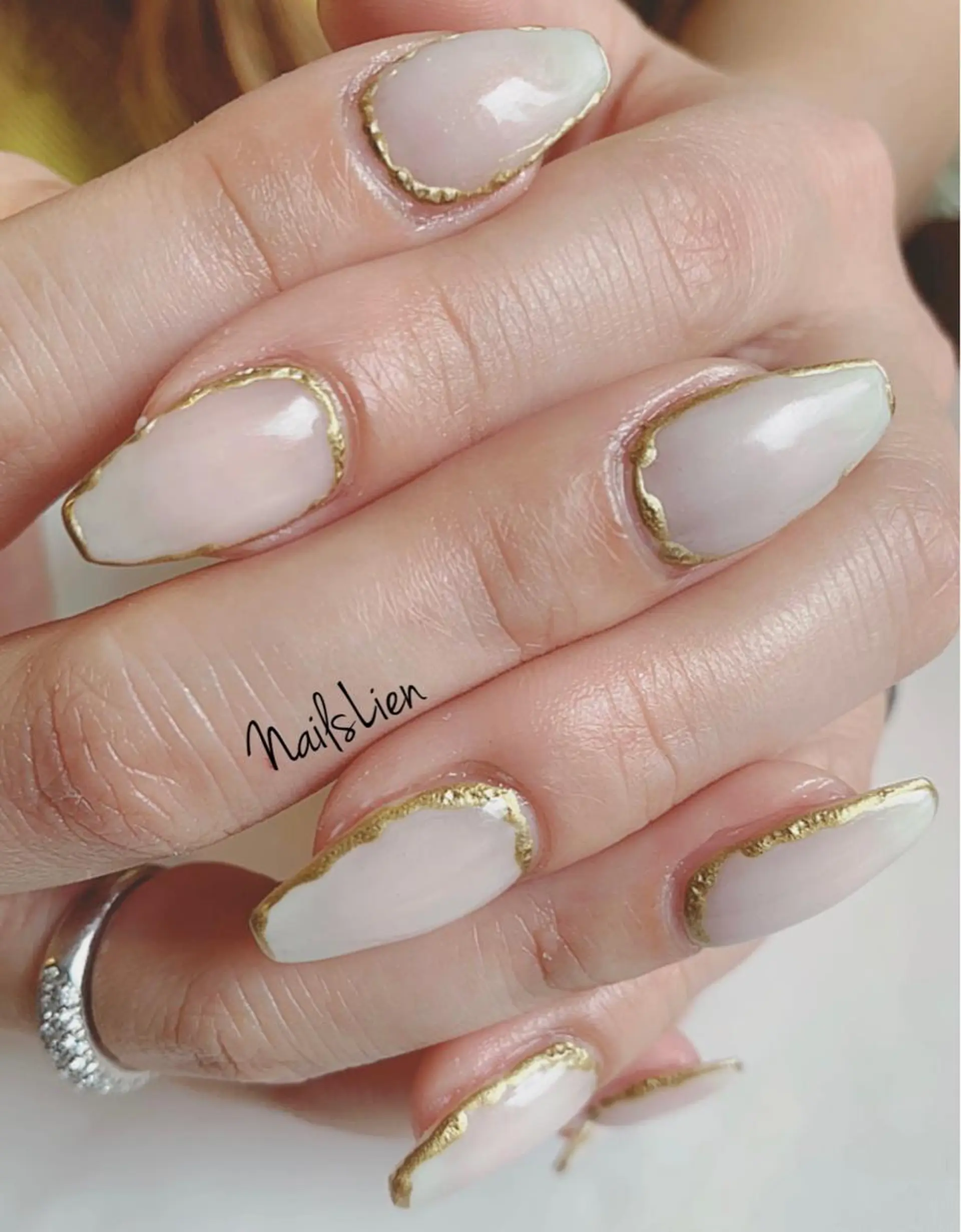 ネイル 春ネイル 凛 リンのネイルデザイン