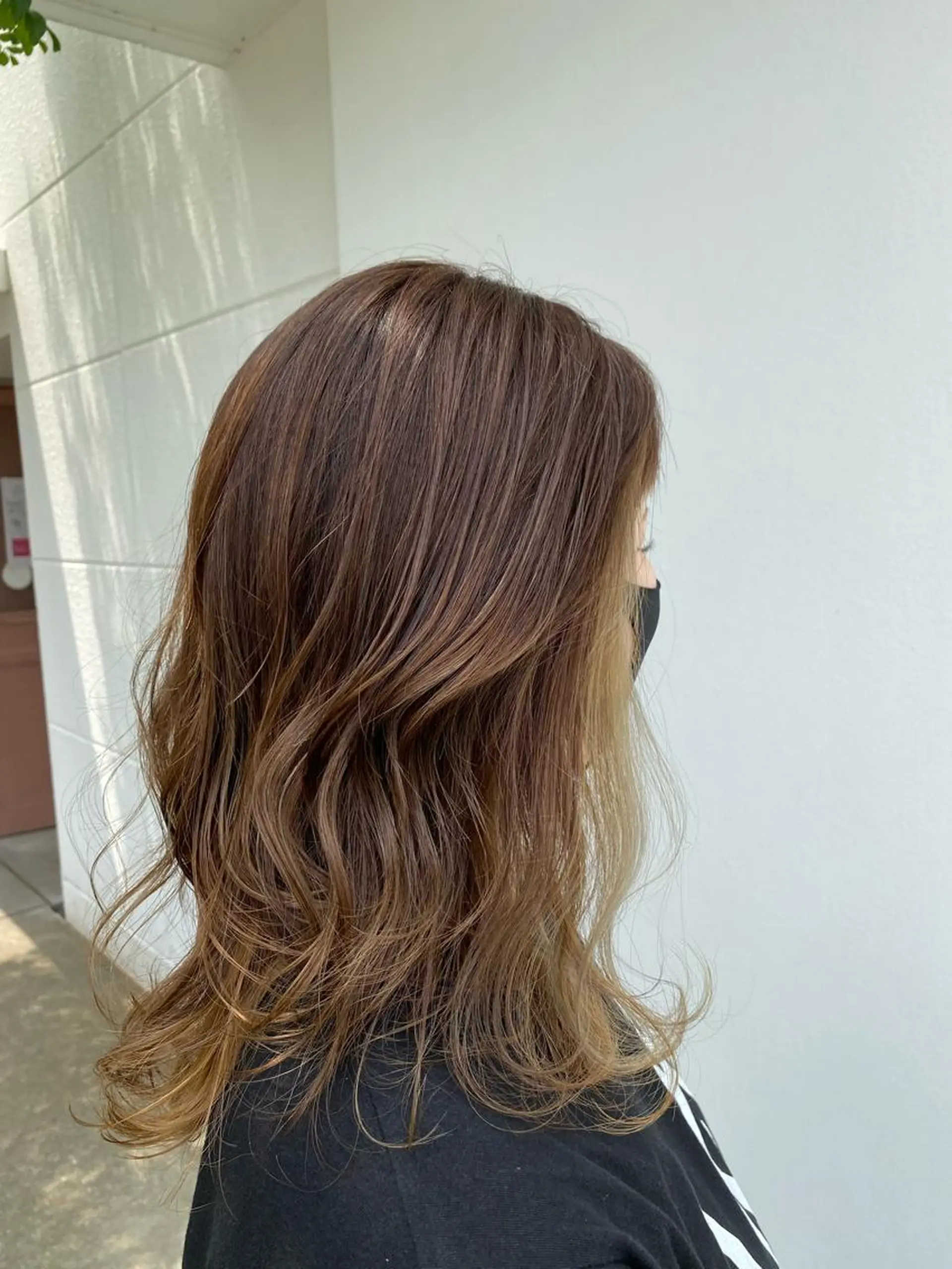 セミロング カラー アッシュ ミストバング ベージュカラー ブリーチ  フェイスフレーミング カット ヘアカラー トリートメント Jill franc ＿ﾆｼｻｶ ｱﾔﾉのヘアスタイル