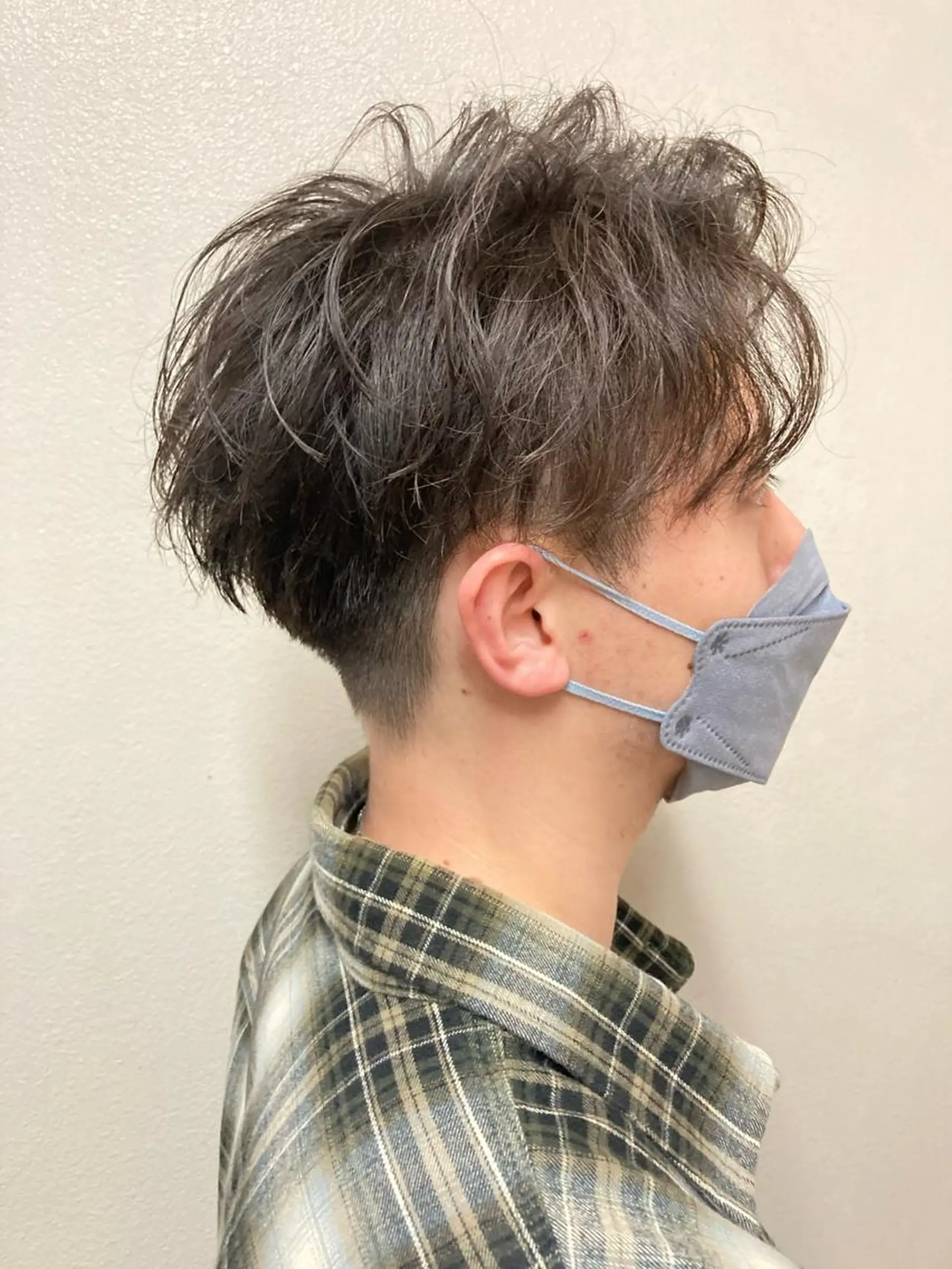 メンズ センターパート カット パーマ AUTHENTIC private mens hair salon所属・完全個室マンツーマン メンズサロン草野貴樹のヘアスタイル