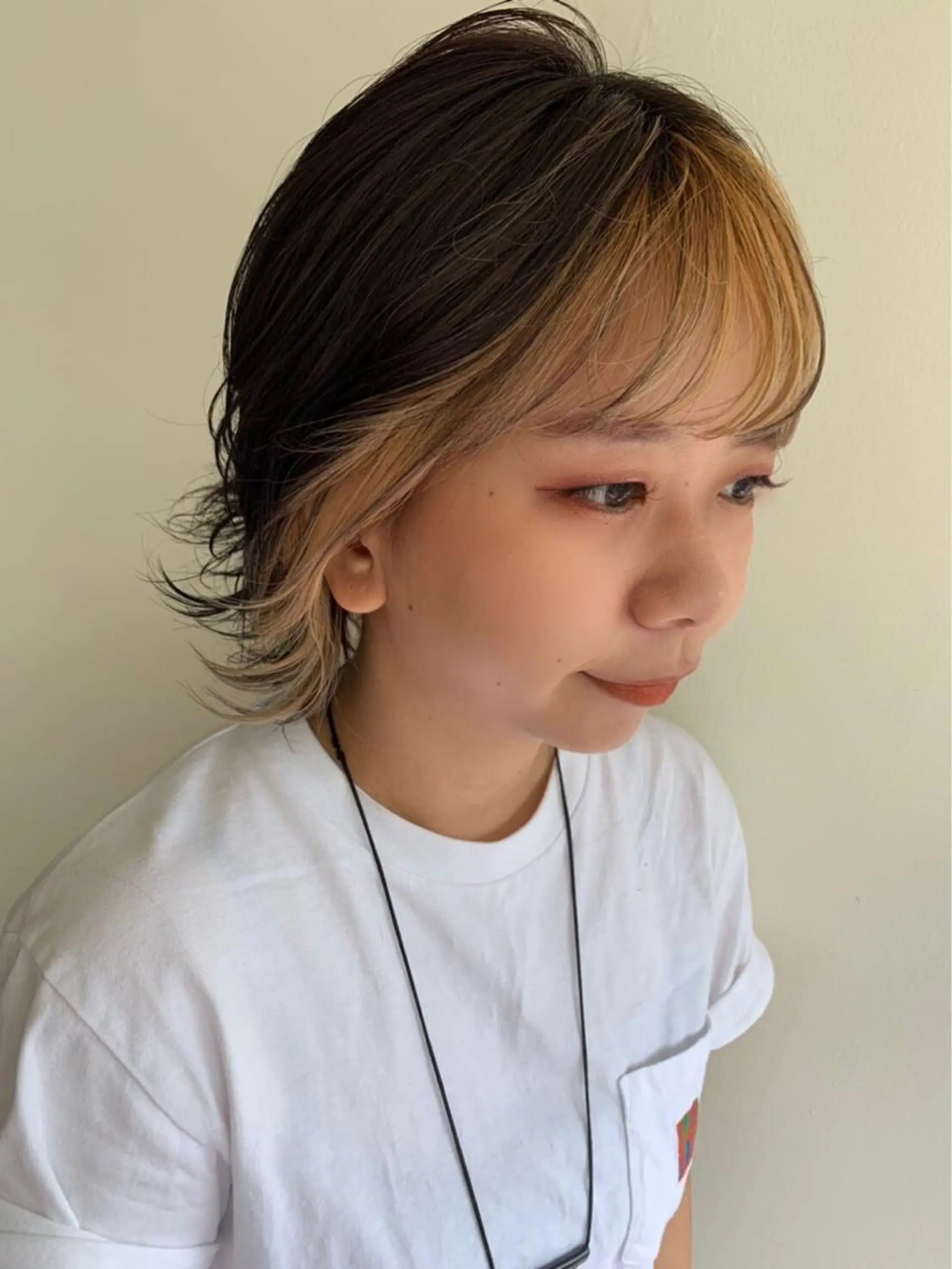 ショート カラー ミストバング 菅 翔太のヘアスタイル