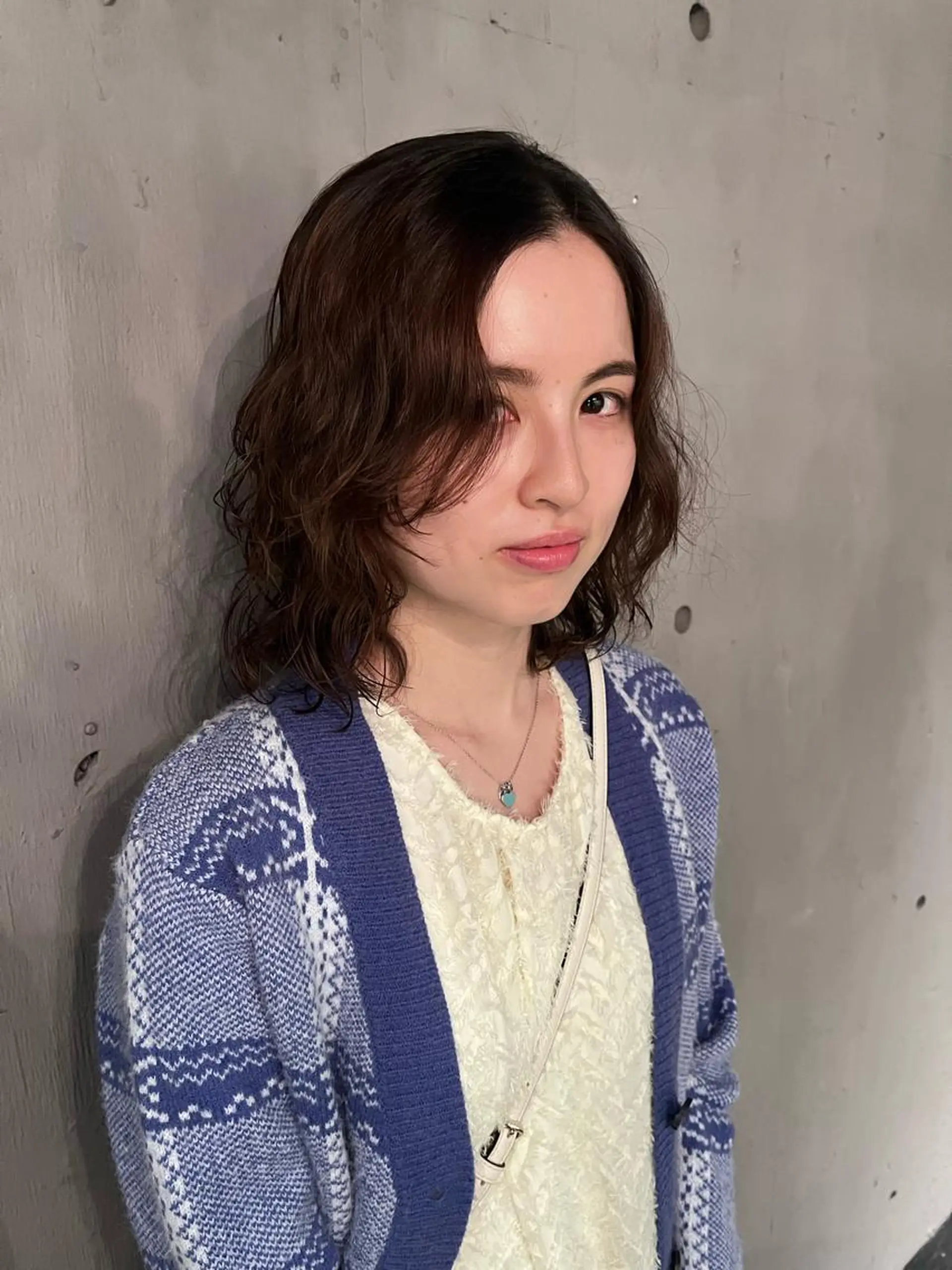 ミディアム パーマ ミディアムパーマ くせ毛 顔まわりレイヤー レイヤーカット 原宿パーマ kazuのヘアスタイル