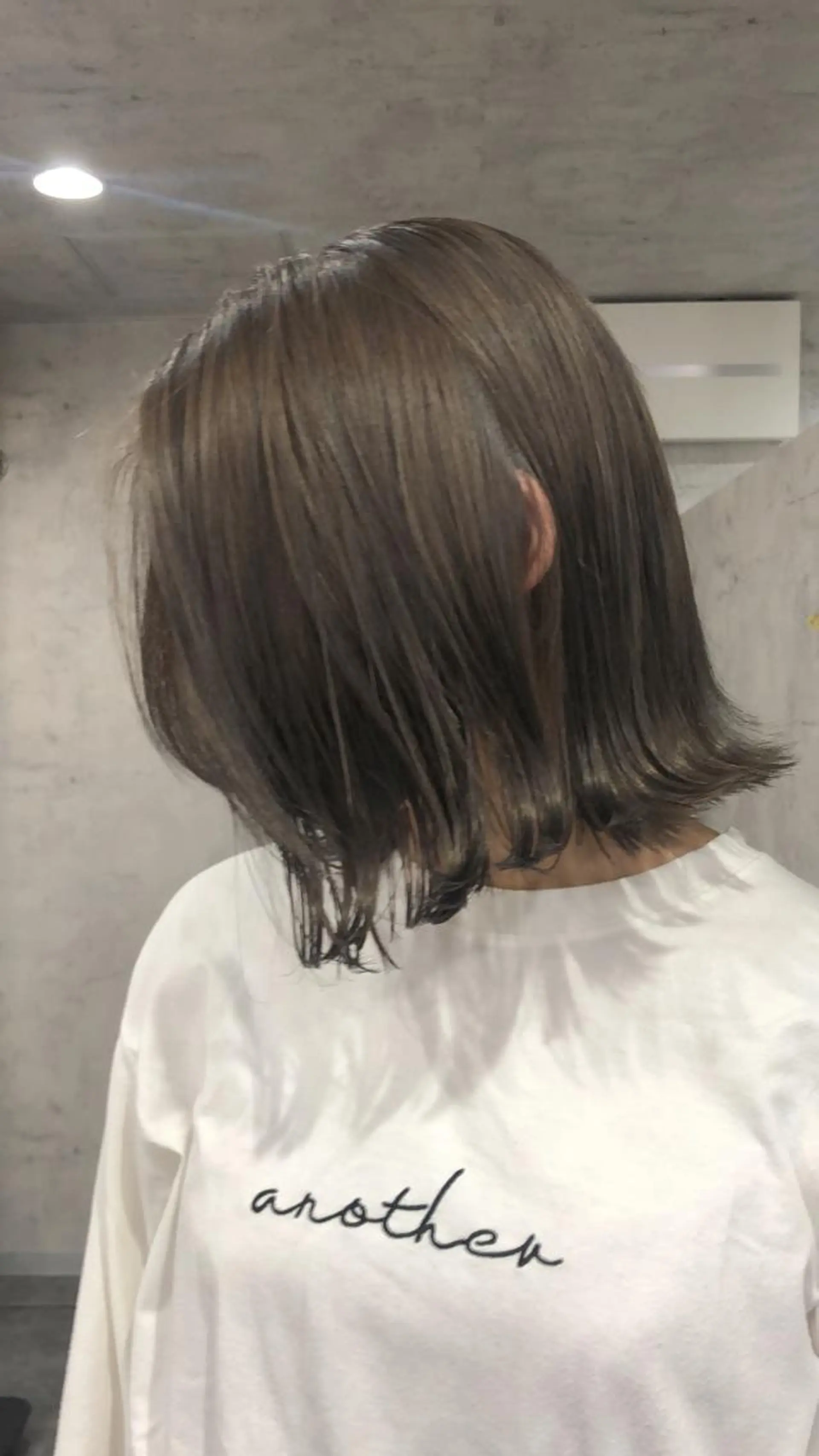 ミディアム カラー タカハシ ユウキのヘアスタイル