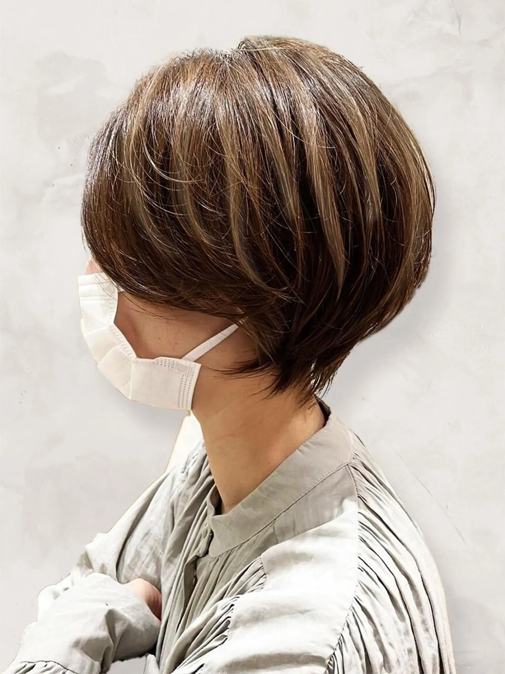 ショート カラー 透明感カラー 永岡 はるのヘアスタイル