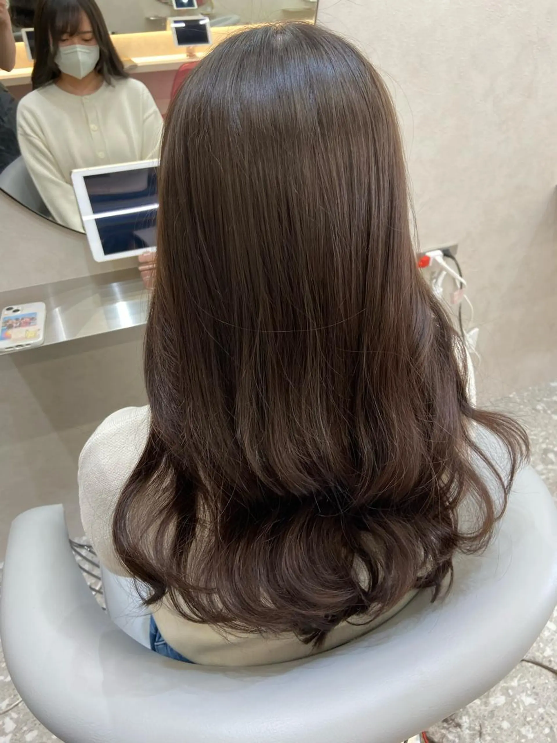 ロング カラー シールエクステ くびれヘア エクステ 韓国風ヘア 新宿/韓国ヘア 中明度カラー/かやのヘアスタイル