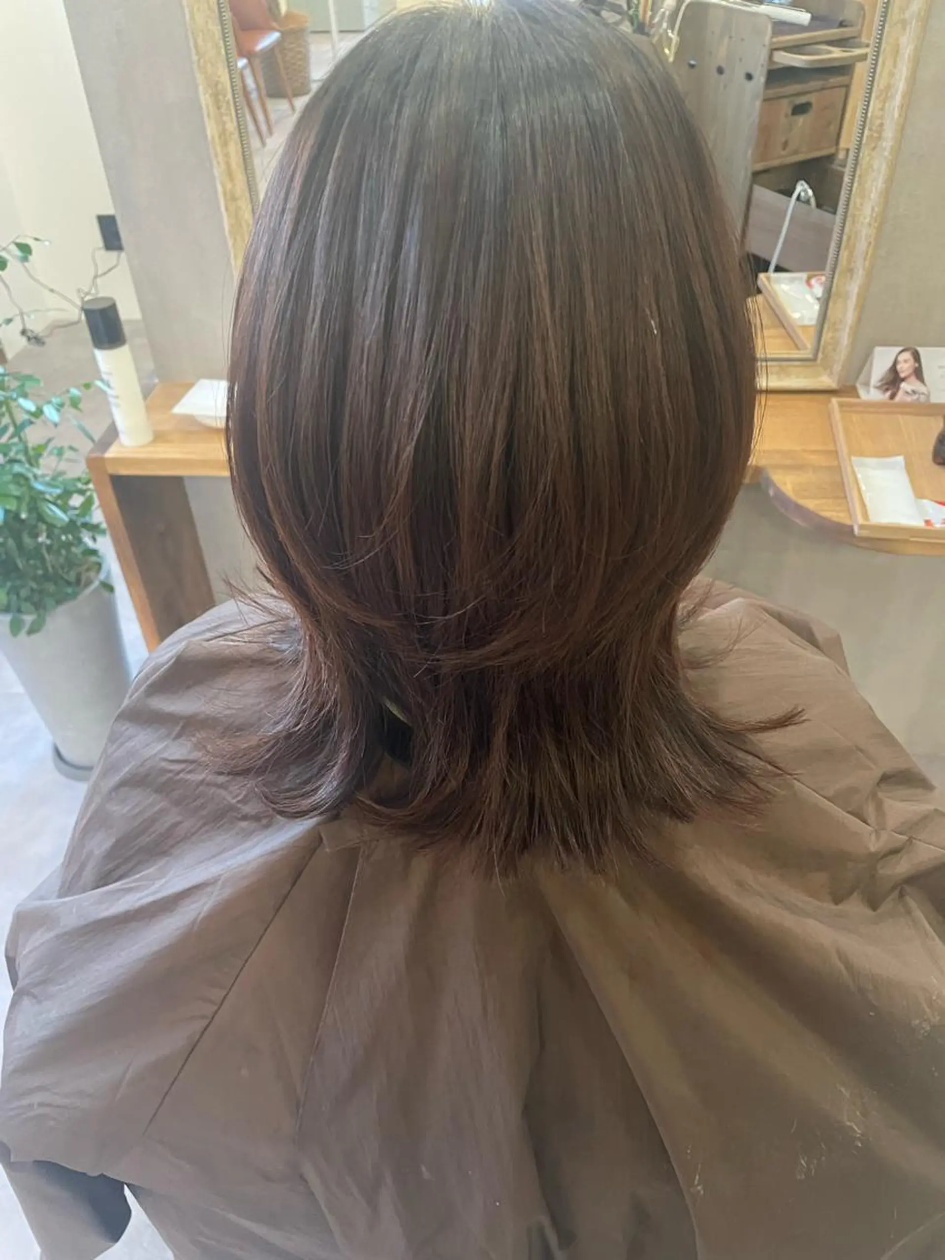 ミディアム ウルフカット hair&make Lokahiのマツエク・マツパデザイン