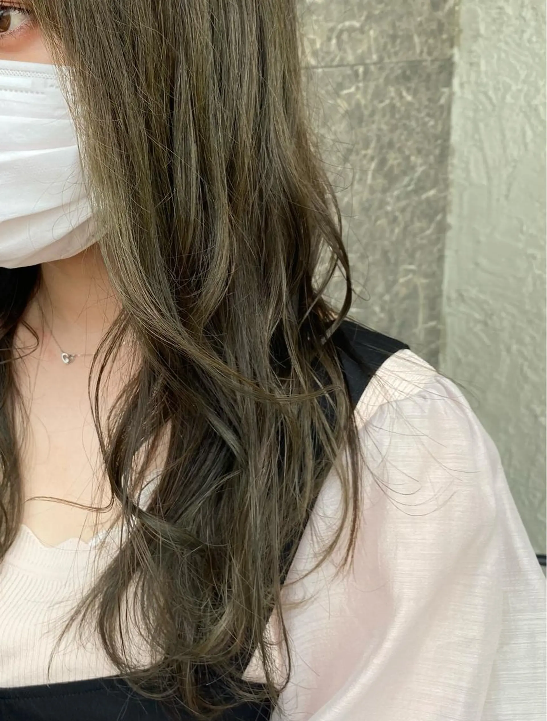 セミロング カラー 小畑 杏実のヘアスタイル