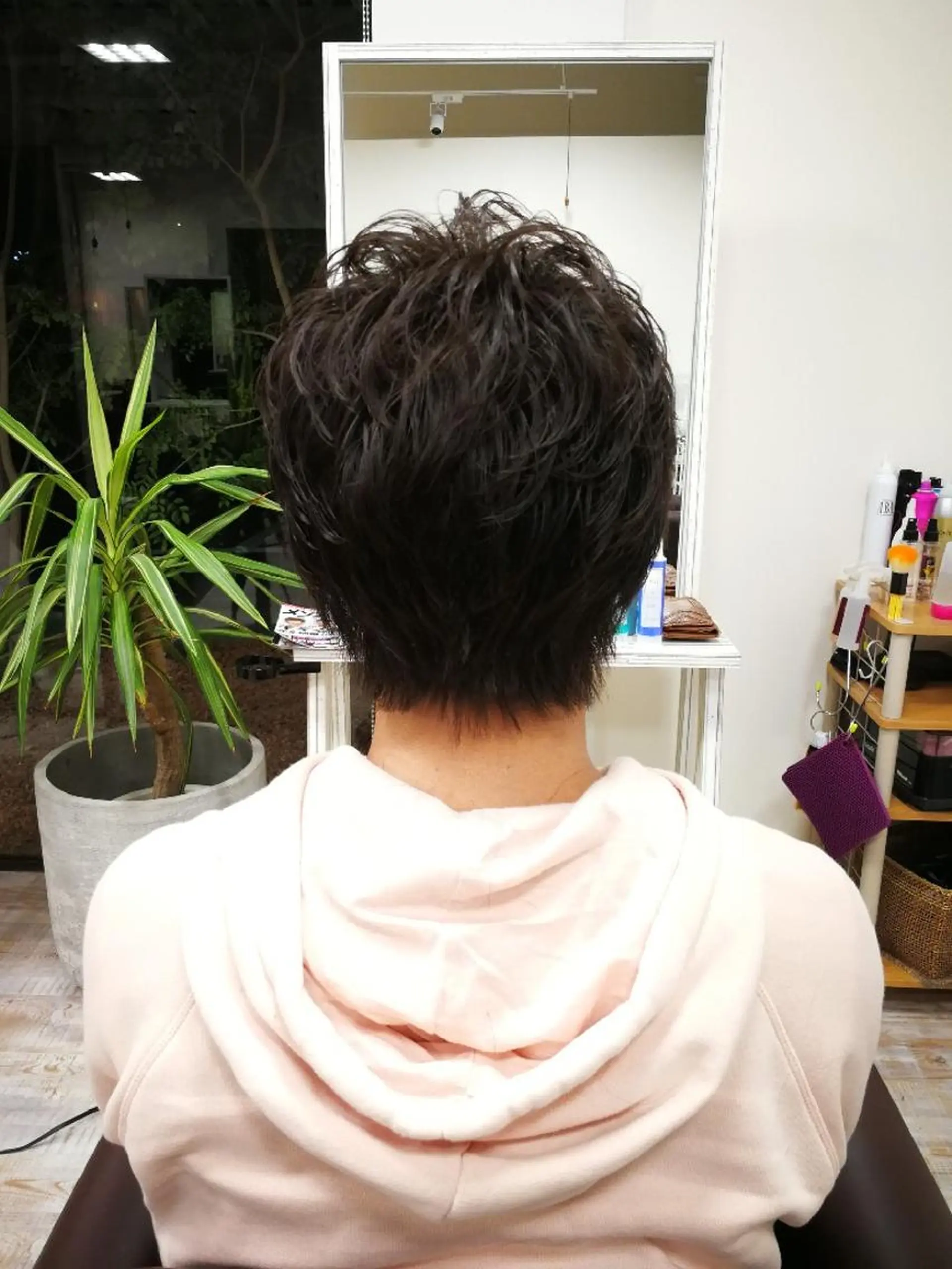 メンズ パーマ メンズパーマ Aile所属・酸性ストレート／カラ ー/山下高明のヘアスタイル