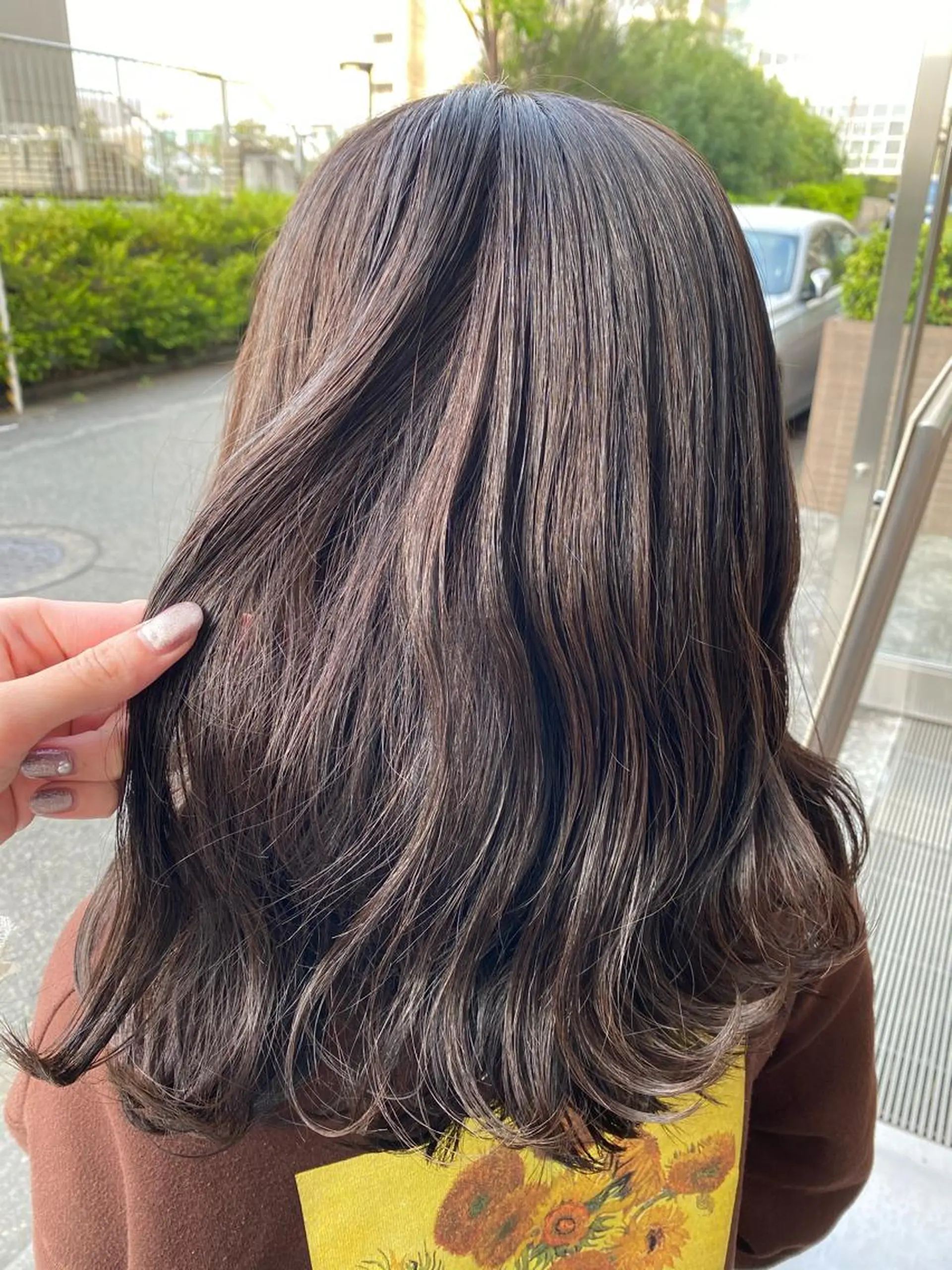 セミロング ELEN 新百合ヶ丘のヘアスタイル