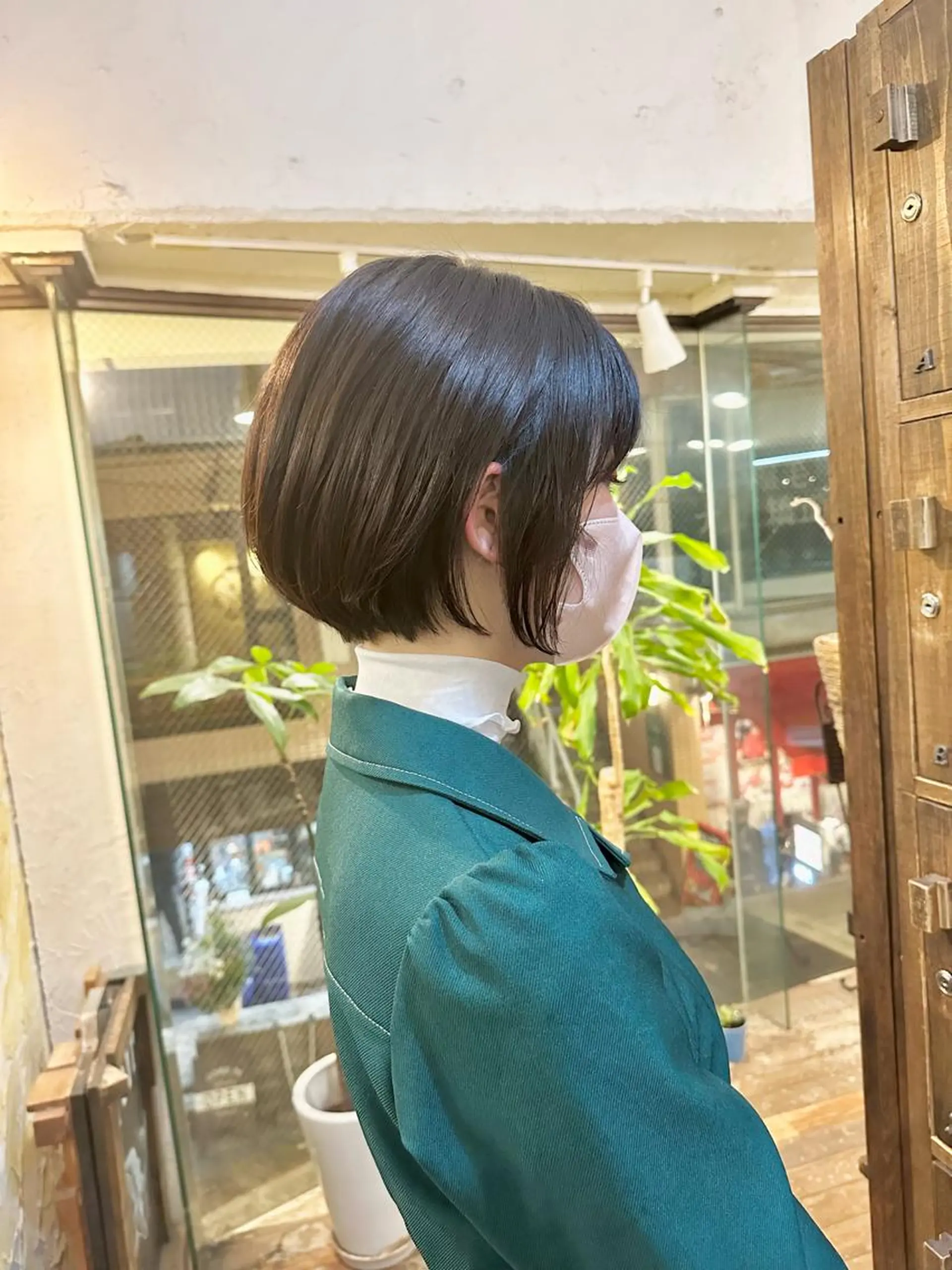 ショート カラー ショートボブ ボブ ショートヘア カット ヘアカラー トリートメント ボブ/ショート/縮毛 /レイヤー/内山翔太のヘアスタイル
