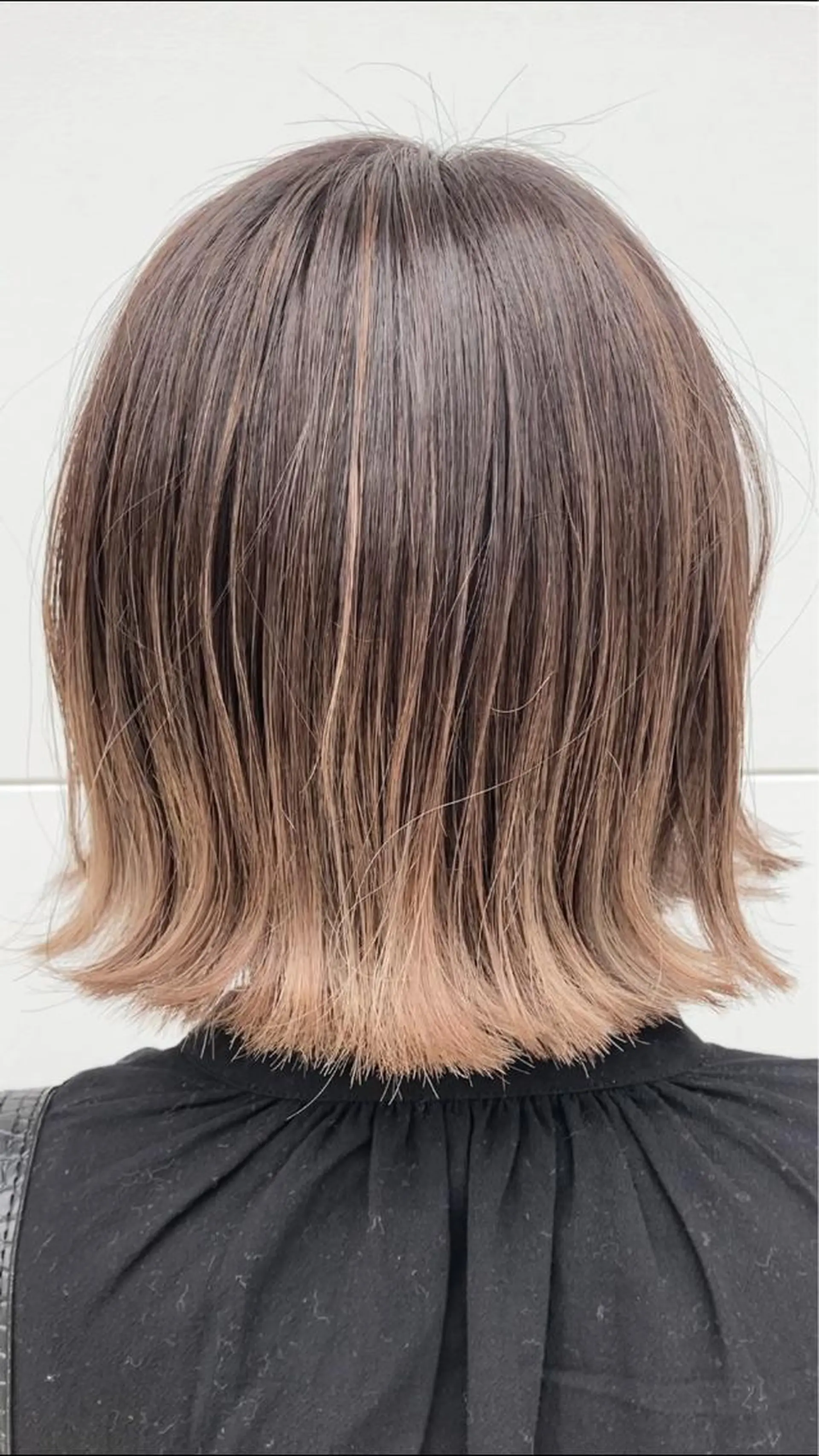 ショート ボブ レイヤーカット タカツド ユウキのヘアスタイル